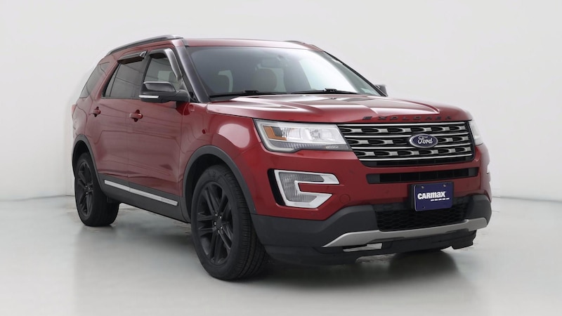 2017 Ford Explorer XLT Hero Image