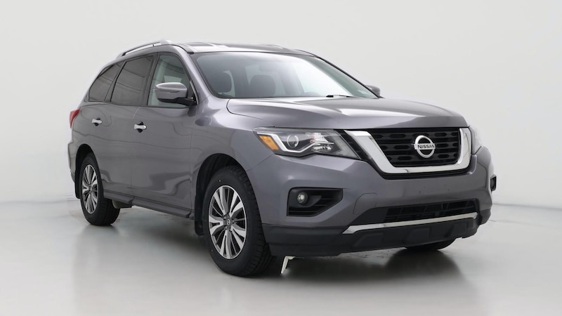 2017 Nissan Pathfinder SV Hero Image