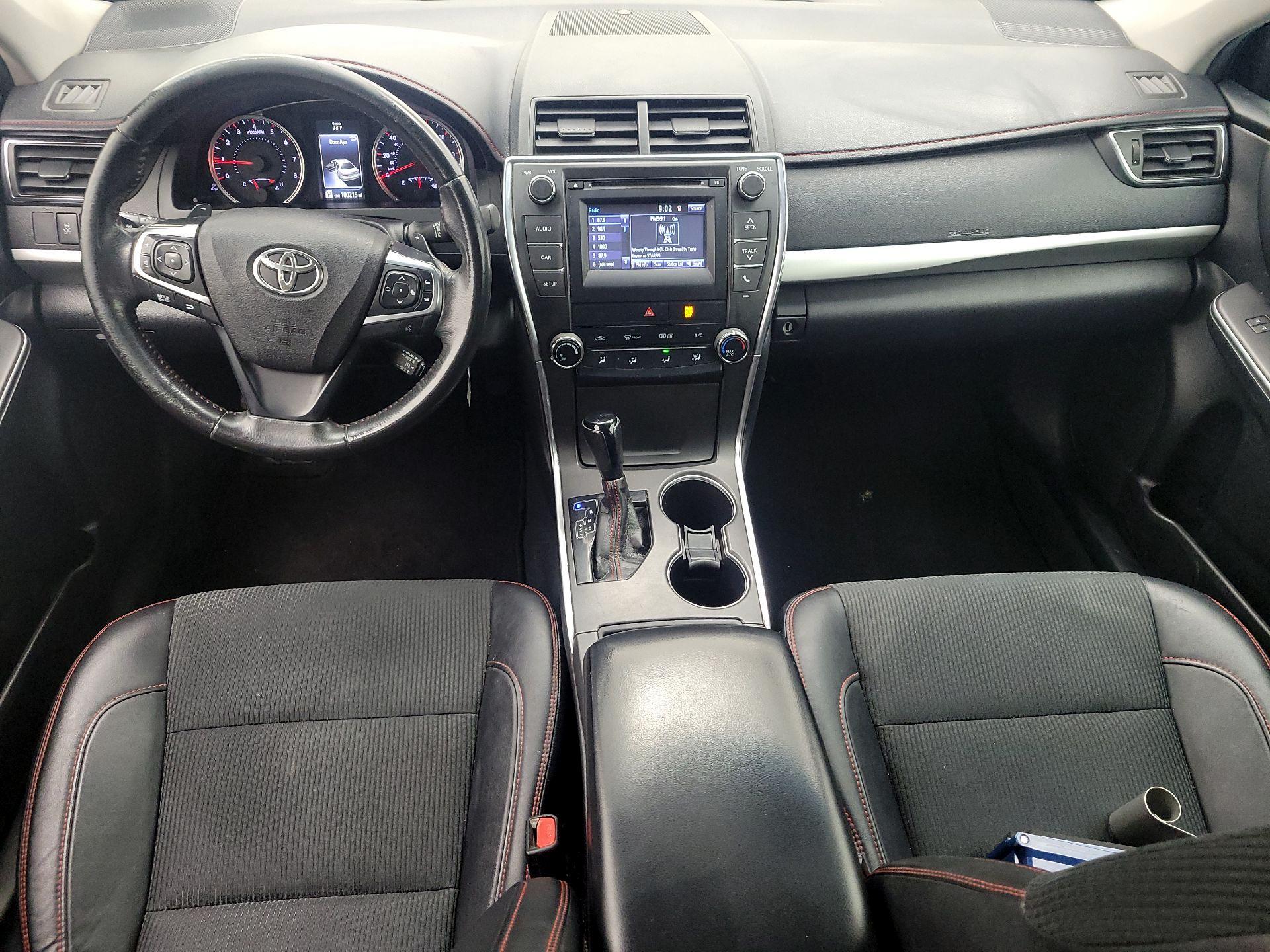 Thumbnail: 2017 Toyota Camry - 9