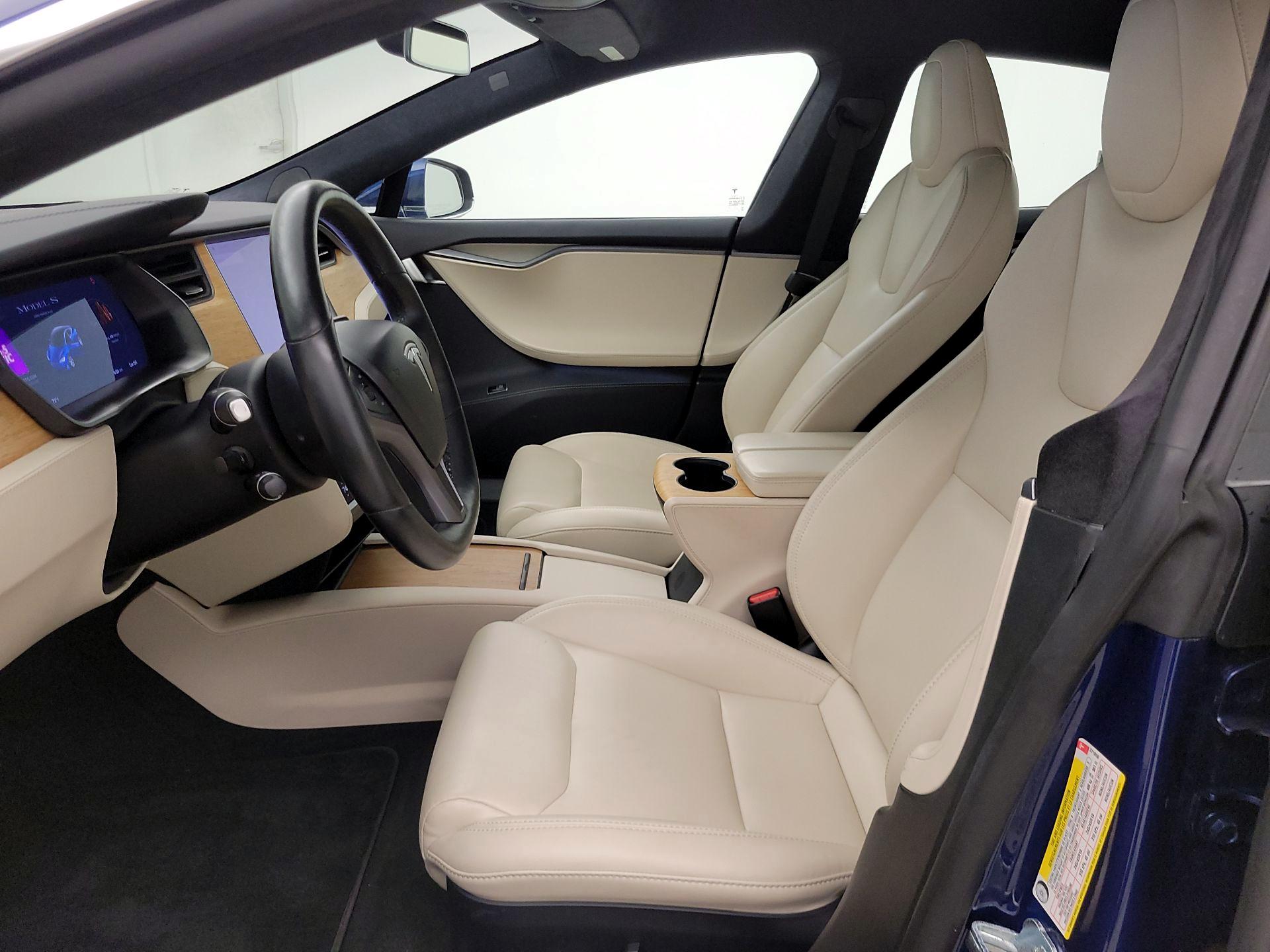 Thumbnail: 2020 Tesla Model S - 11