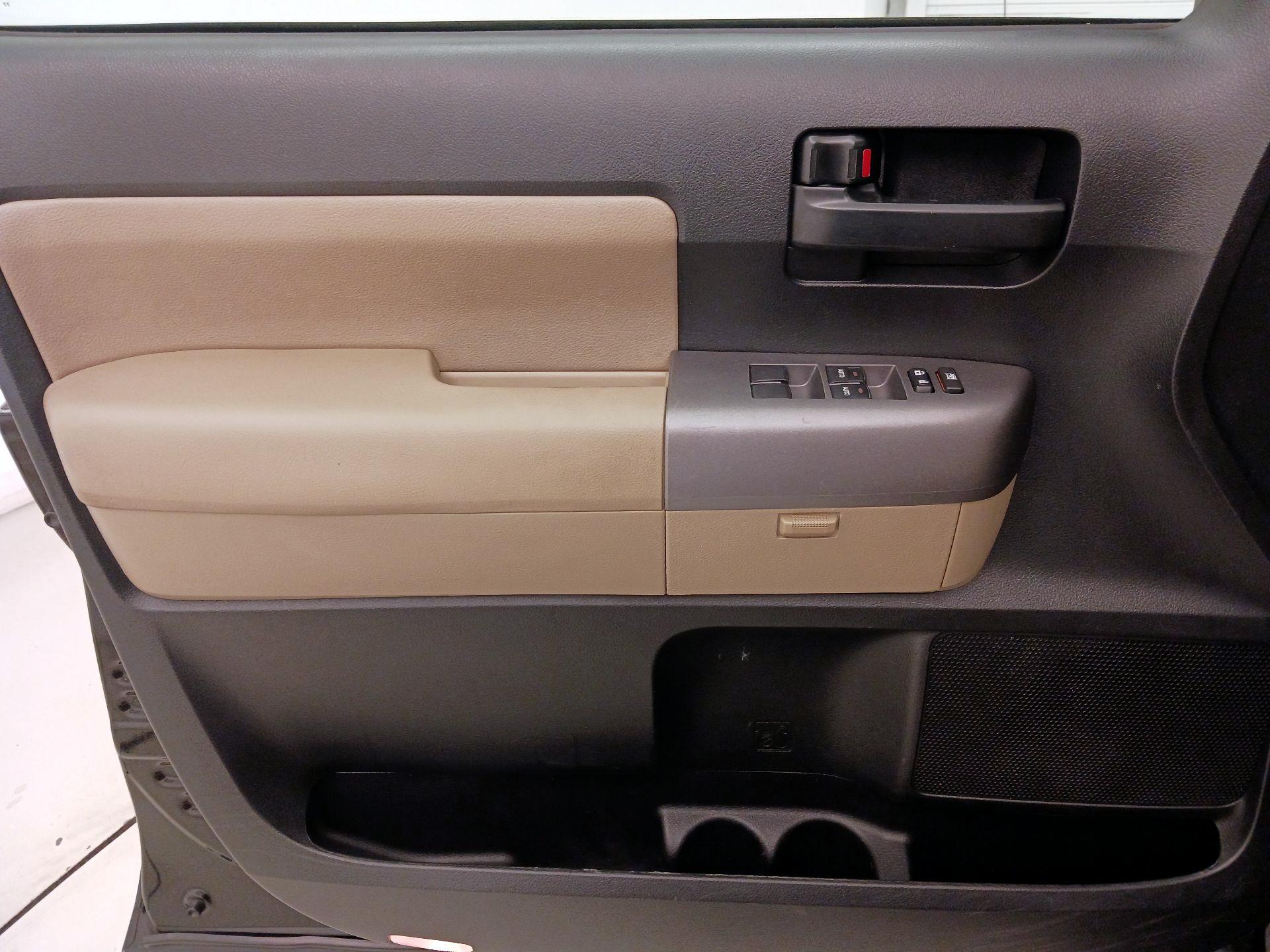 Thumbnail: 2013 Toyota Sequoia - 12