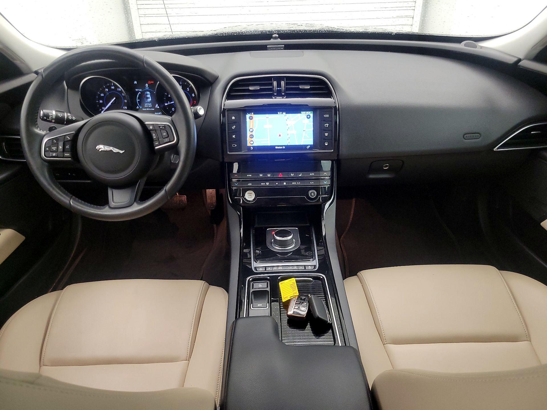 Thumbnail: 2018 Jaguar XE - 9
