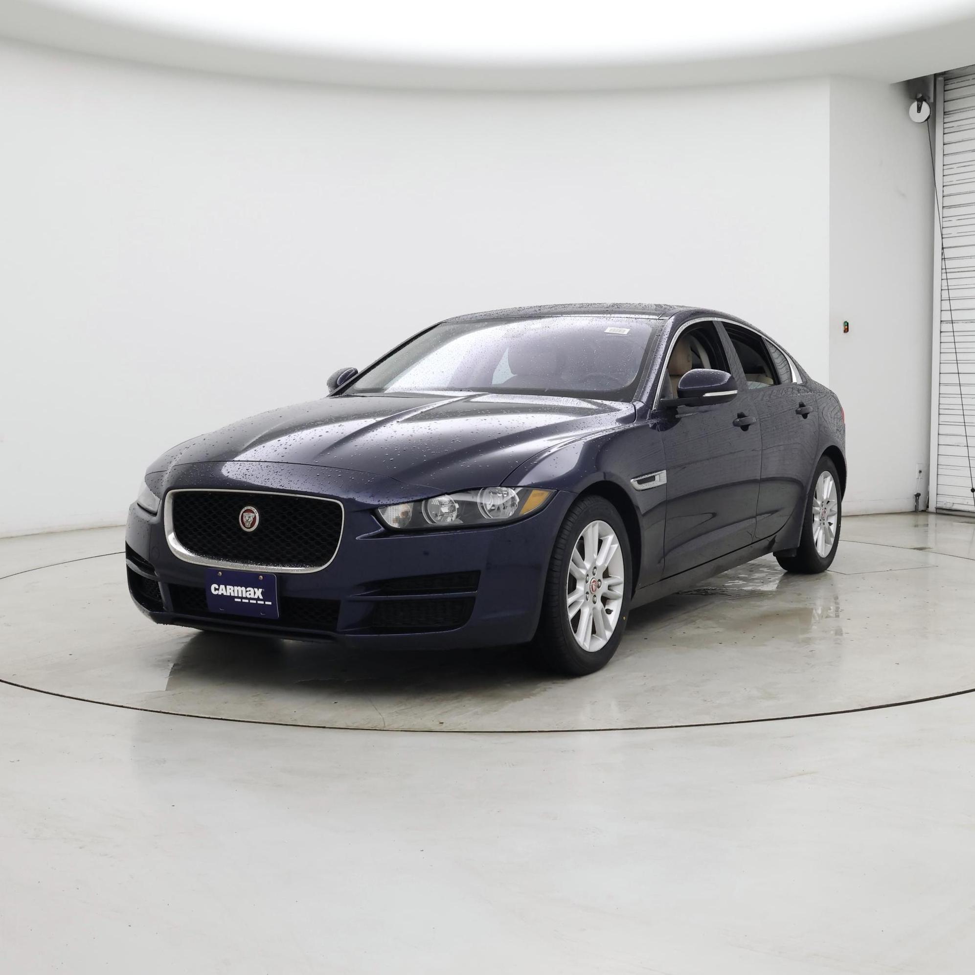 Thumbnail: 2018 Jaguar XE - 4