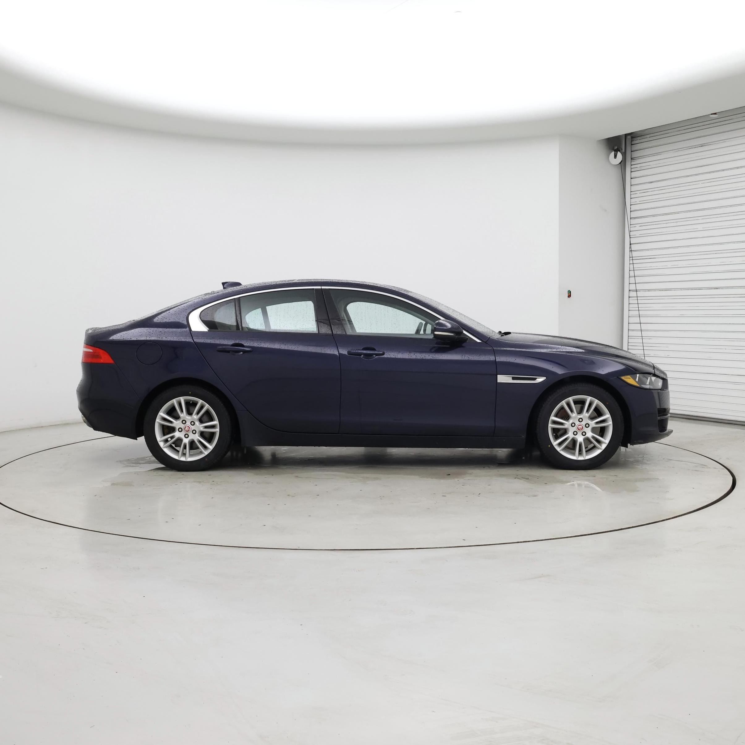 Thumbnail: 2018 Jaguar XE - 7