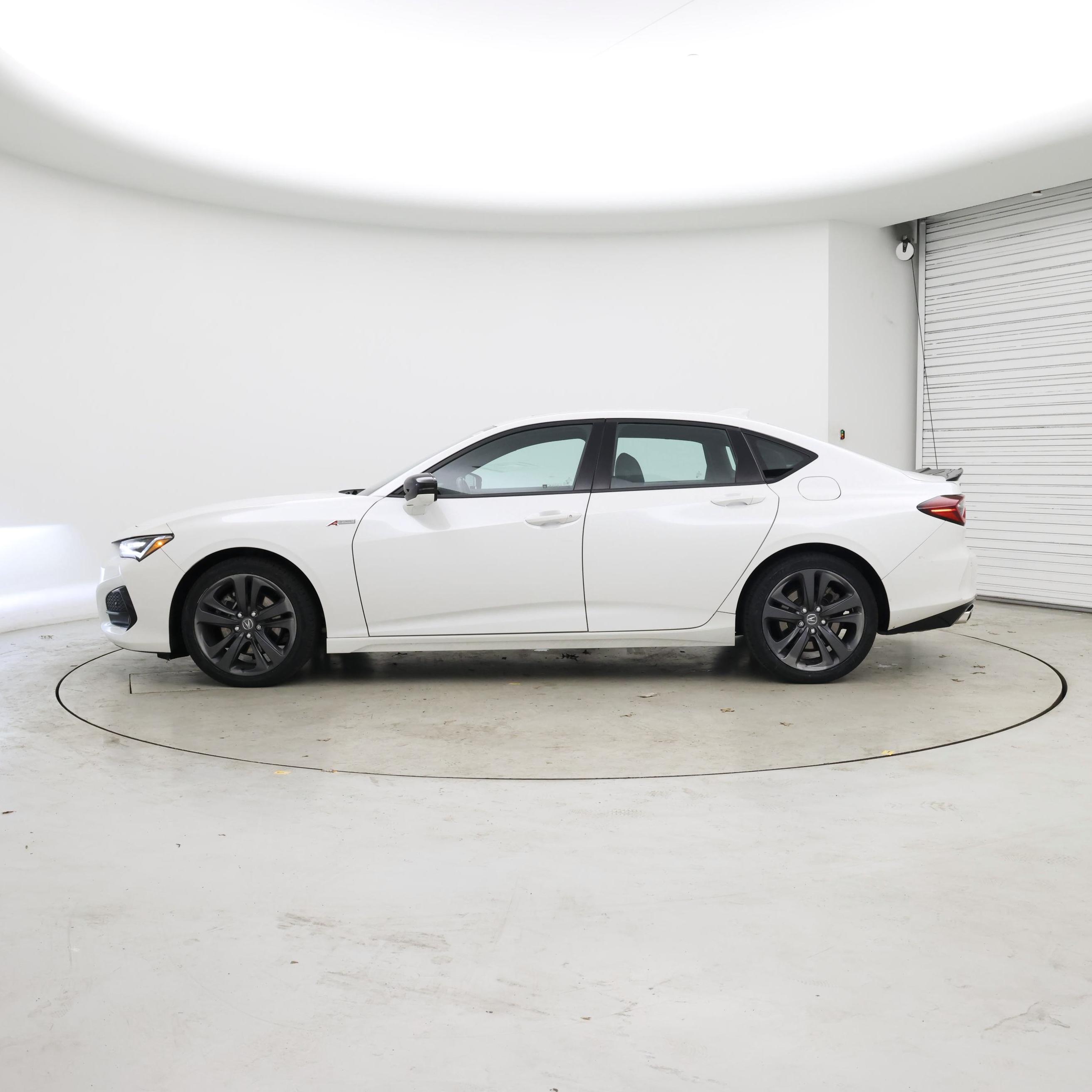 Thumbnail: 2022 Acura TLX - 3