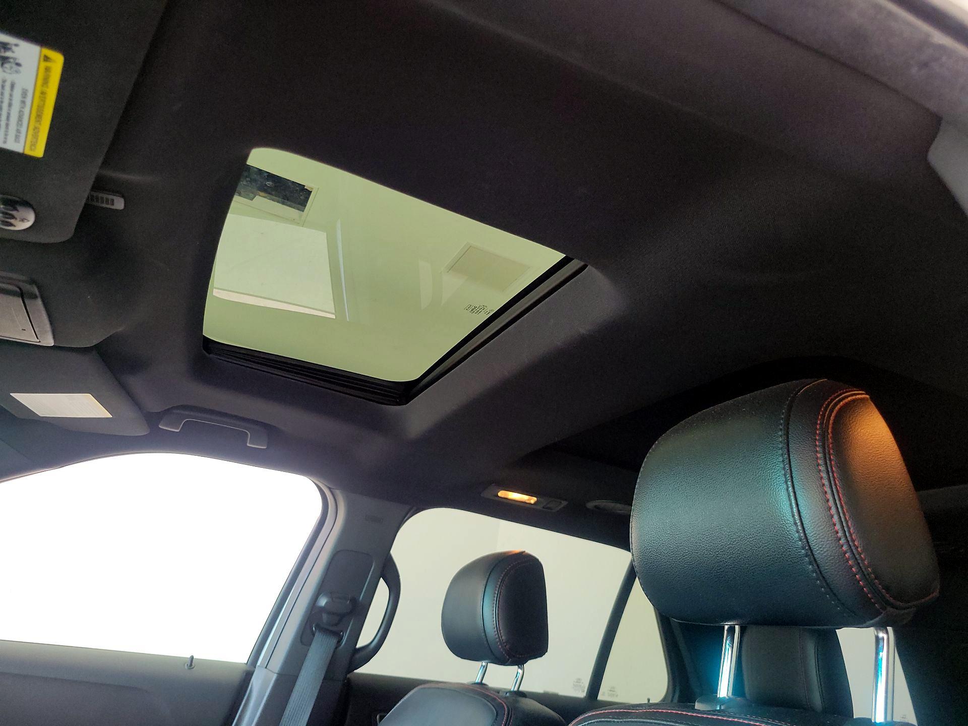 Thumbnail: 2016 Ford Explorer - 20