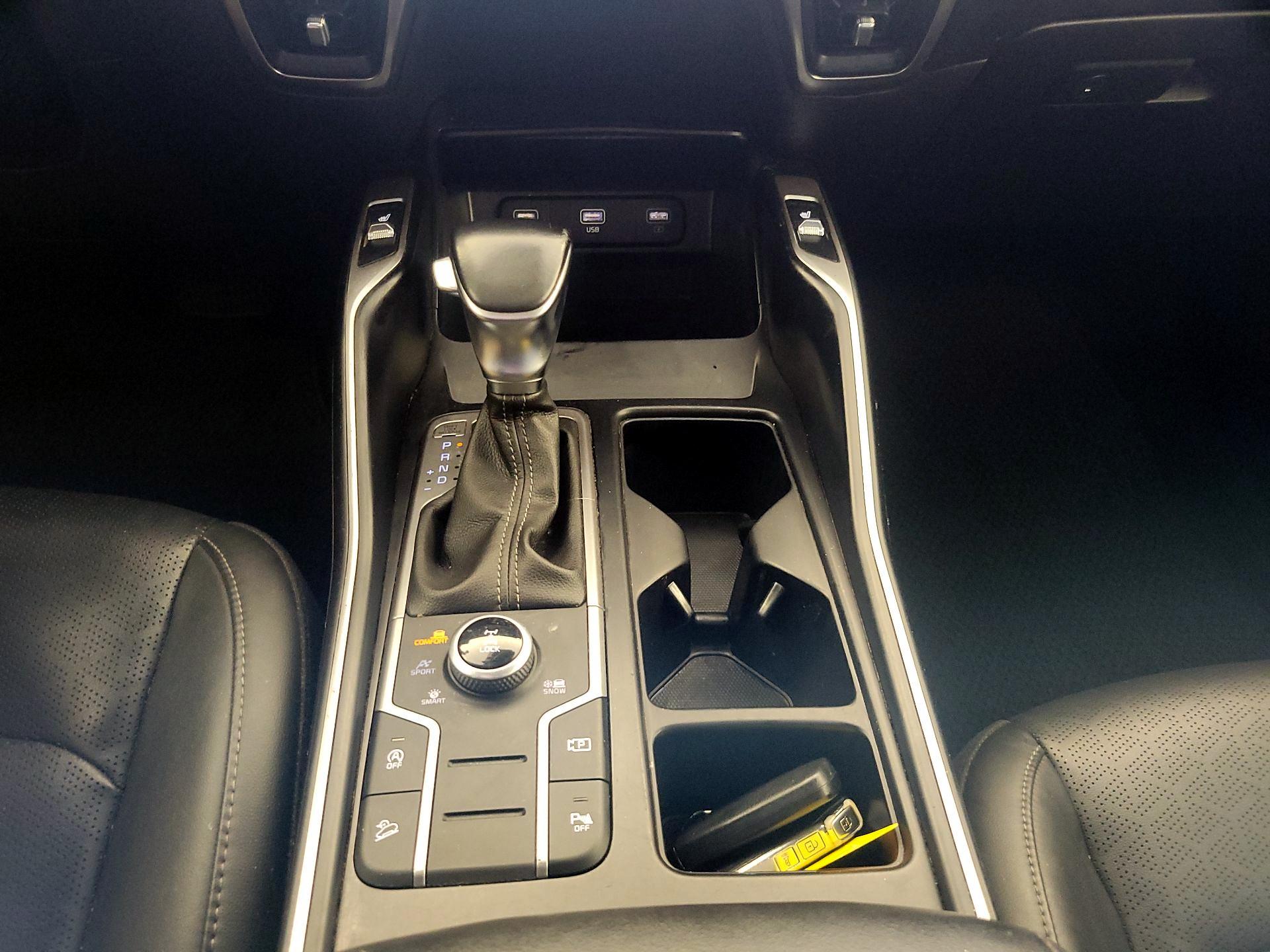 Thumbnail: 2021 Kia Sorento - 17