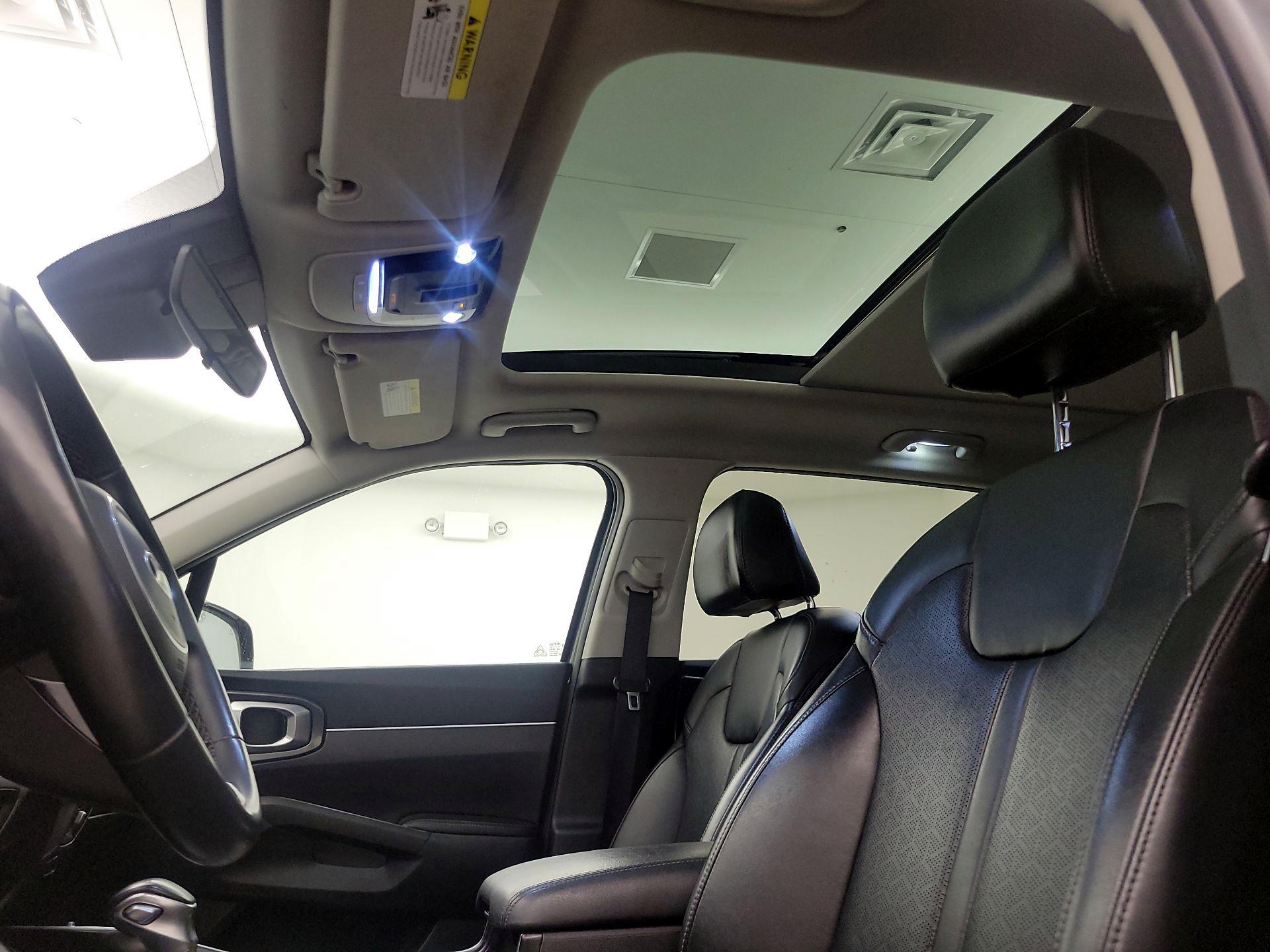 Thumbnail: 2021 Kia Sorento - 19