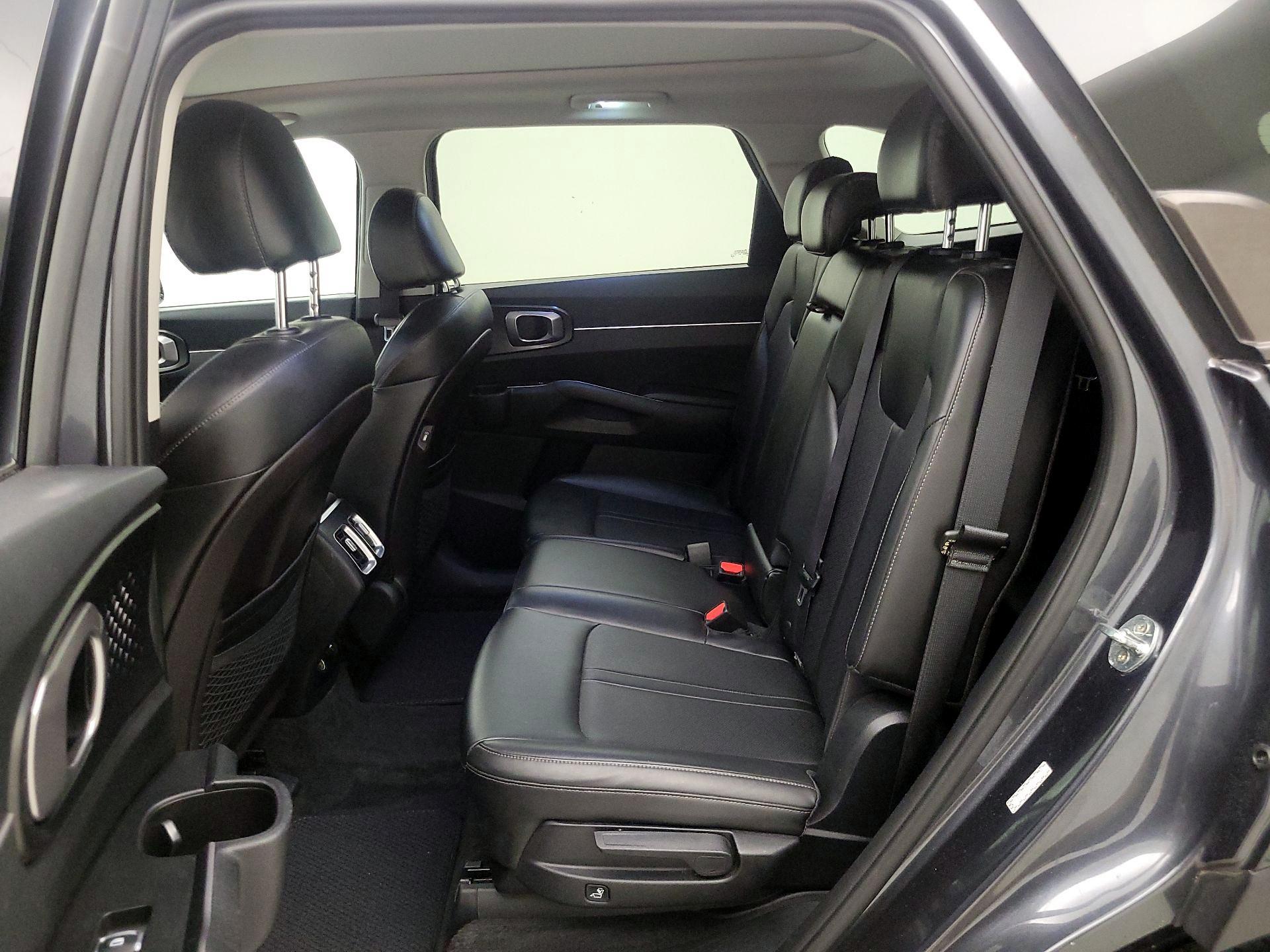 Thumbnail: 2021 Kia Sorento - 20