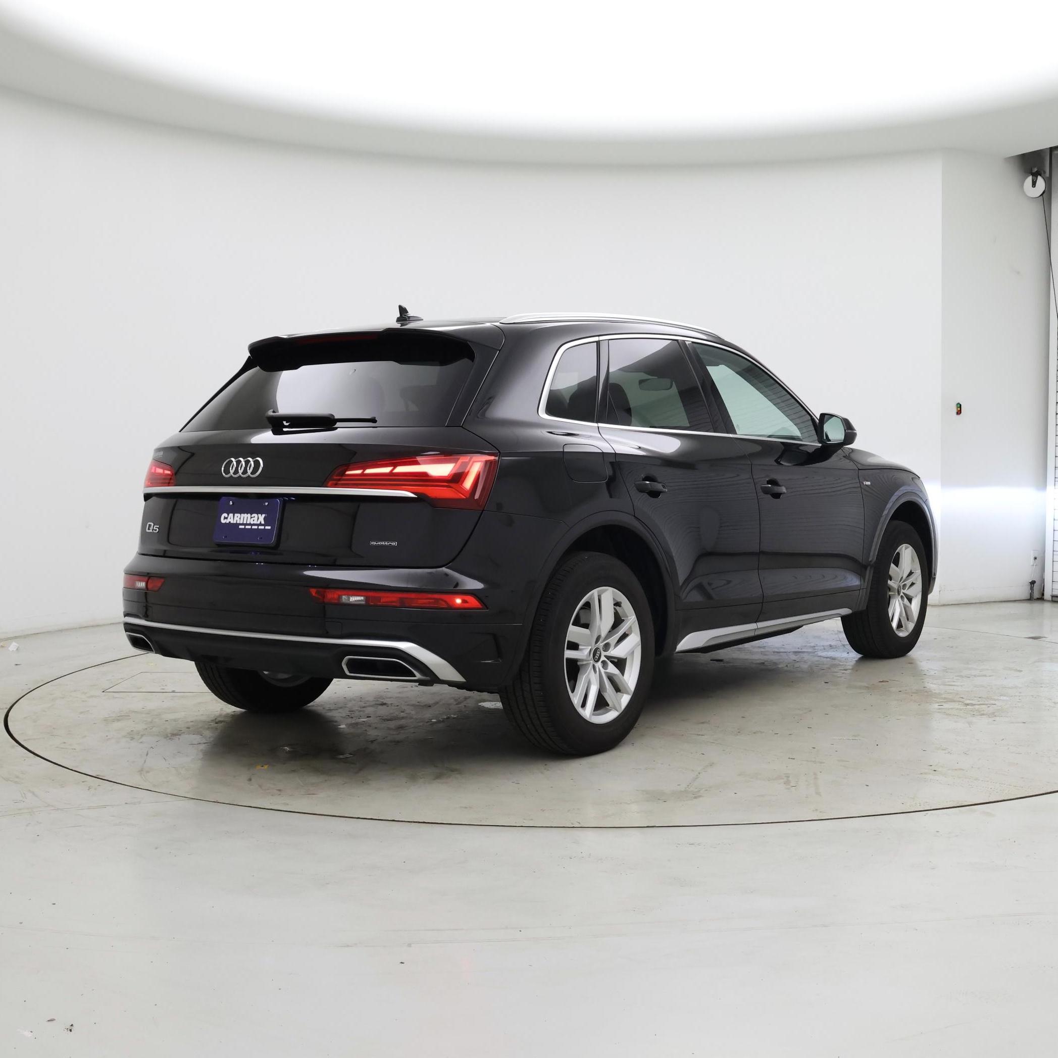 Thumbnail: 2023 Audi Q5 - 8