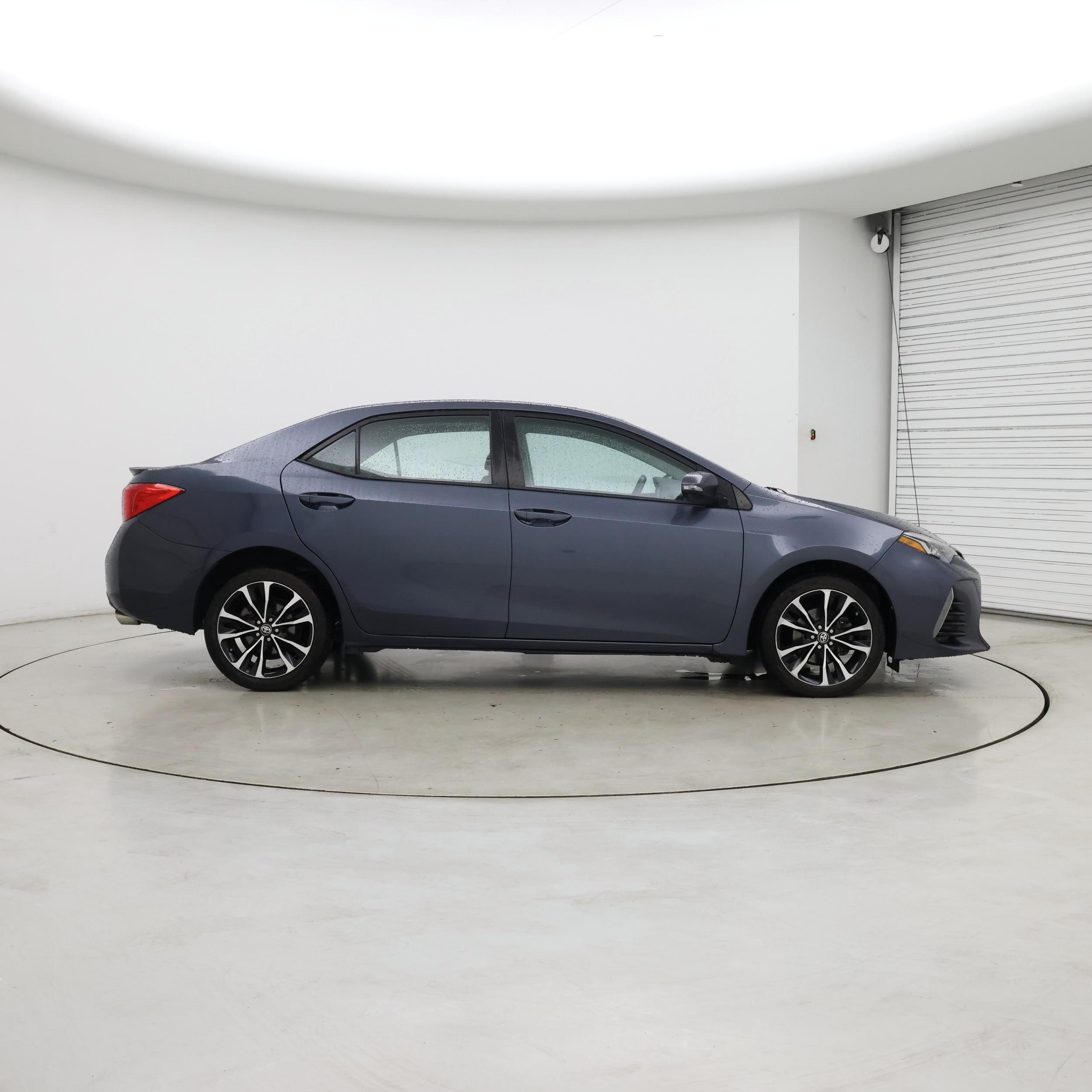 Thumbnail: 2017 Toyota Corolla - 7