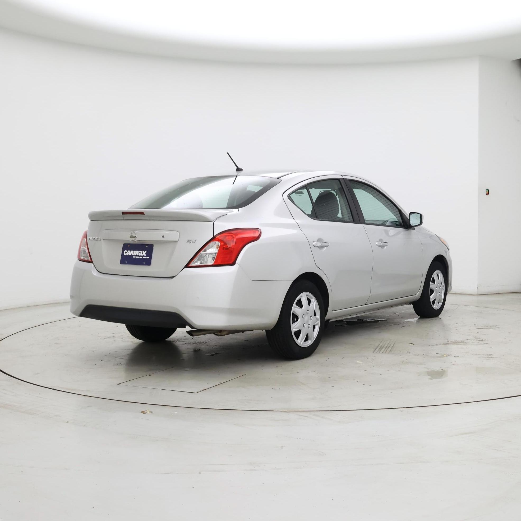 Thumbnail: 2018 Nissan Versa - 8