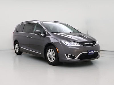 2017 Chrysler Pacifica Touring L -
                Albany, NY