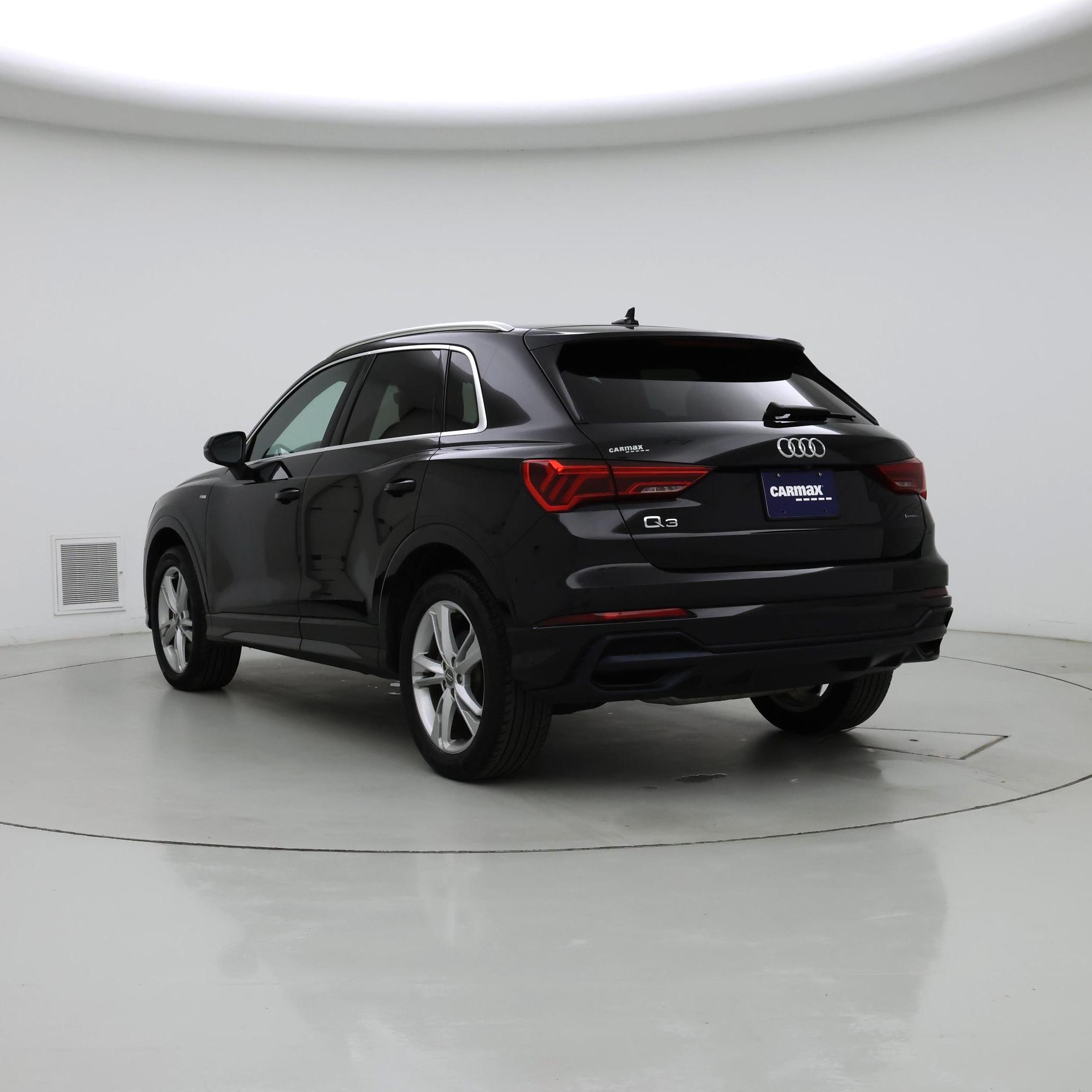 Thumbnail: 2020 Audi Q3 - 2