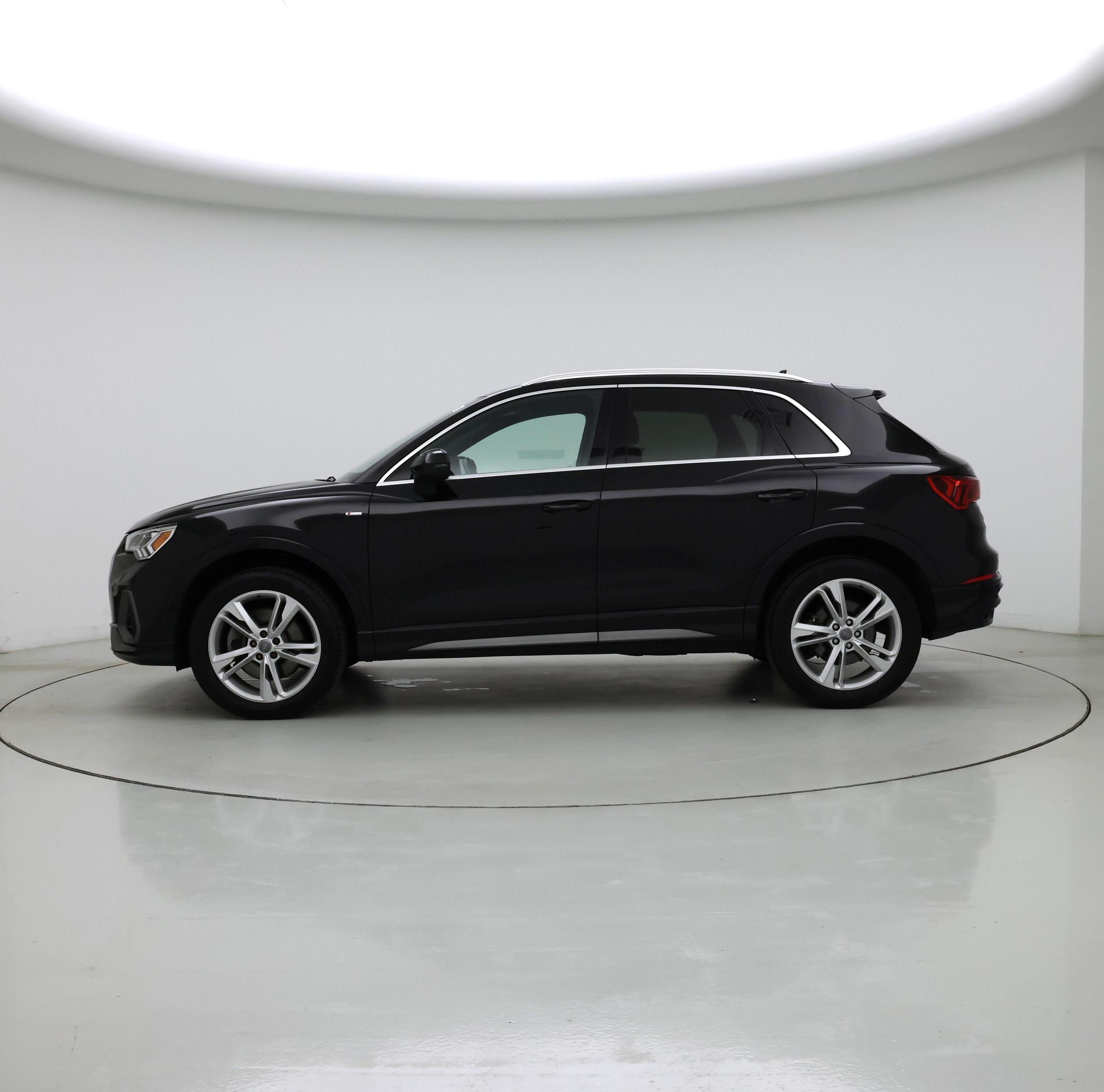 Thumbnail: 2020 Audi Q3 - 3
