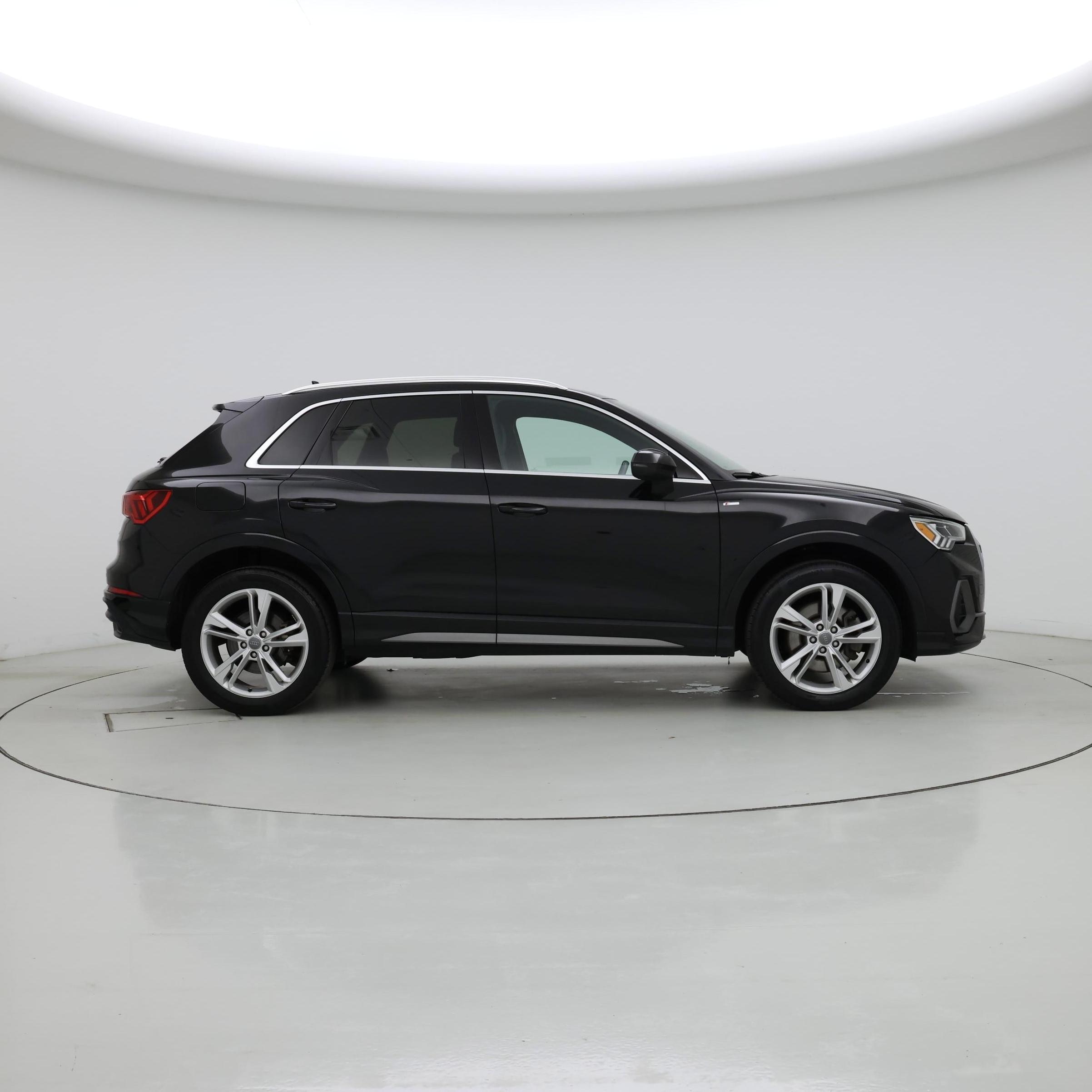 Thumbnail: 2020 Audi Q3 - 7