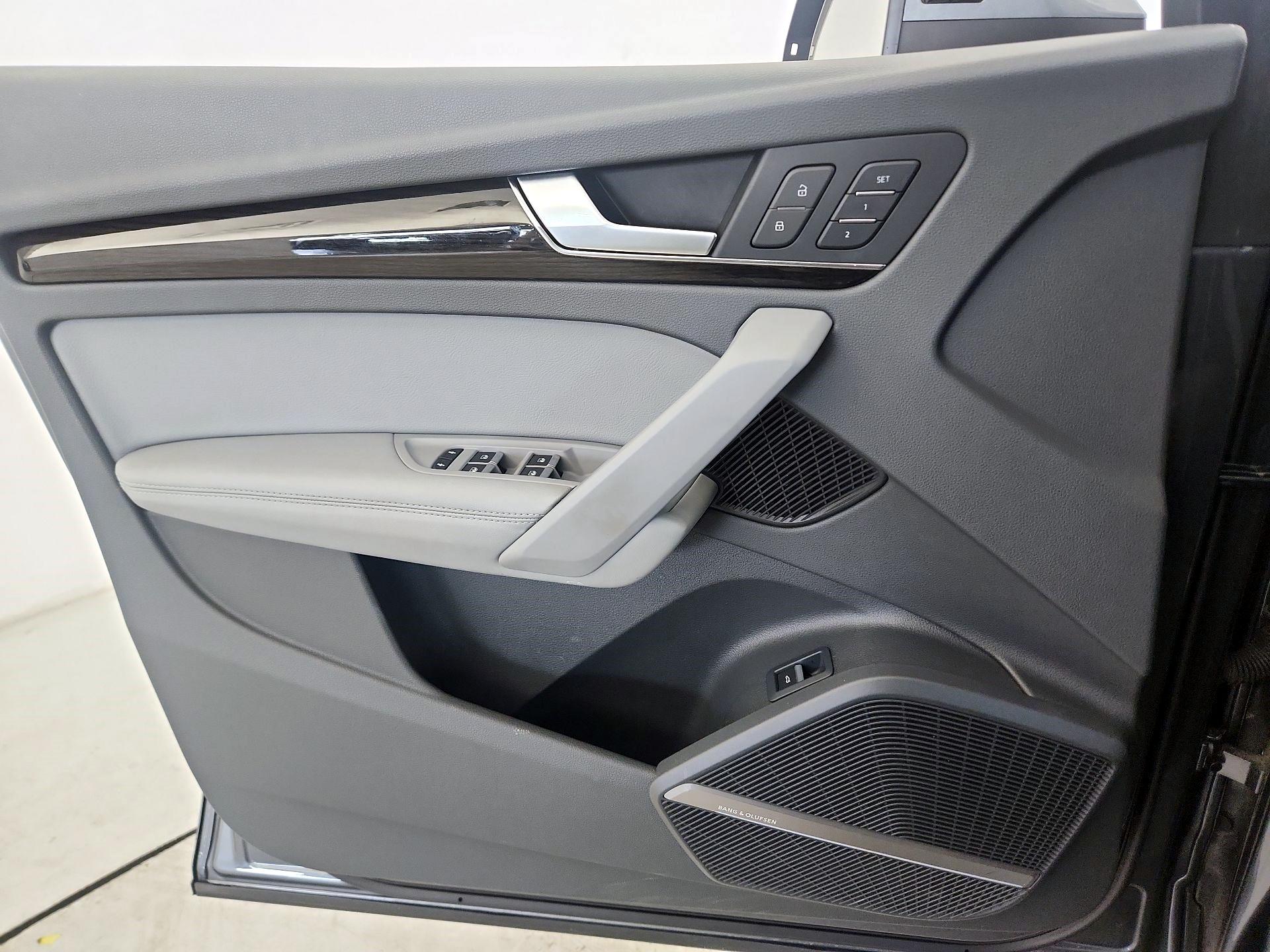 Thumbnail: 2019 Audi Q5 - 12