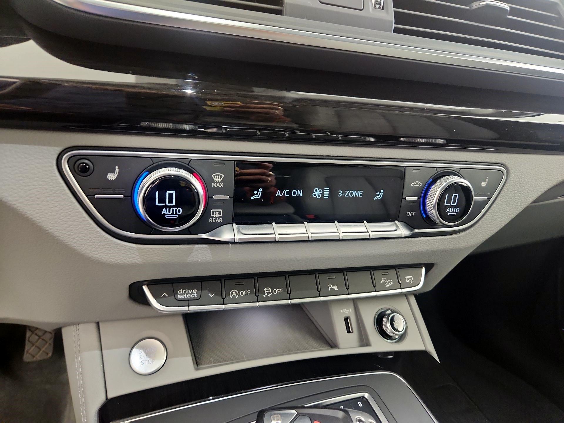 Thumbnail: 2019 Audi Q5 - 16
