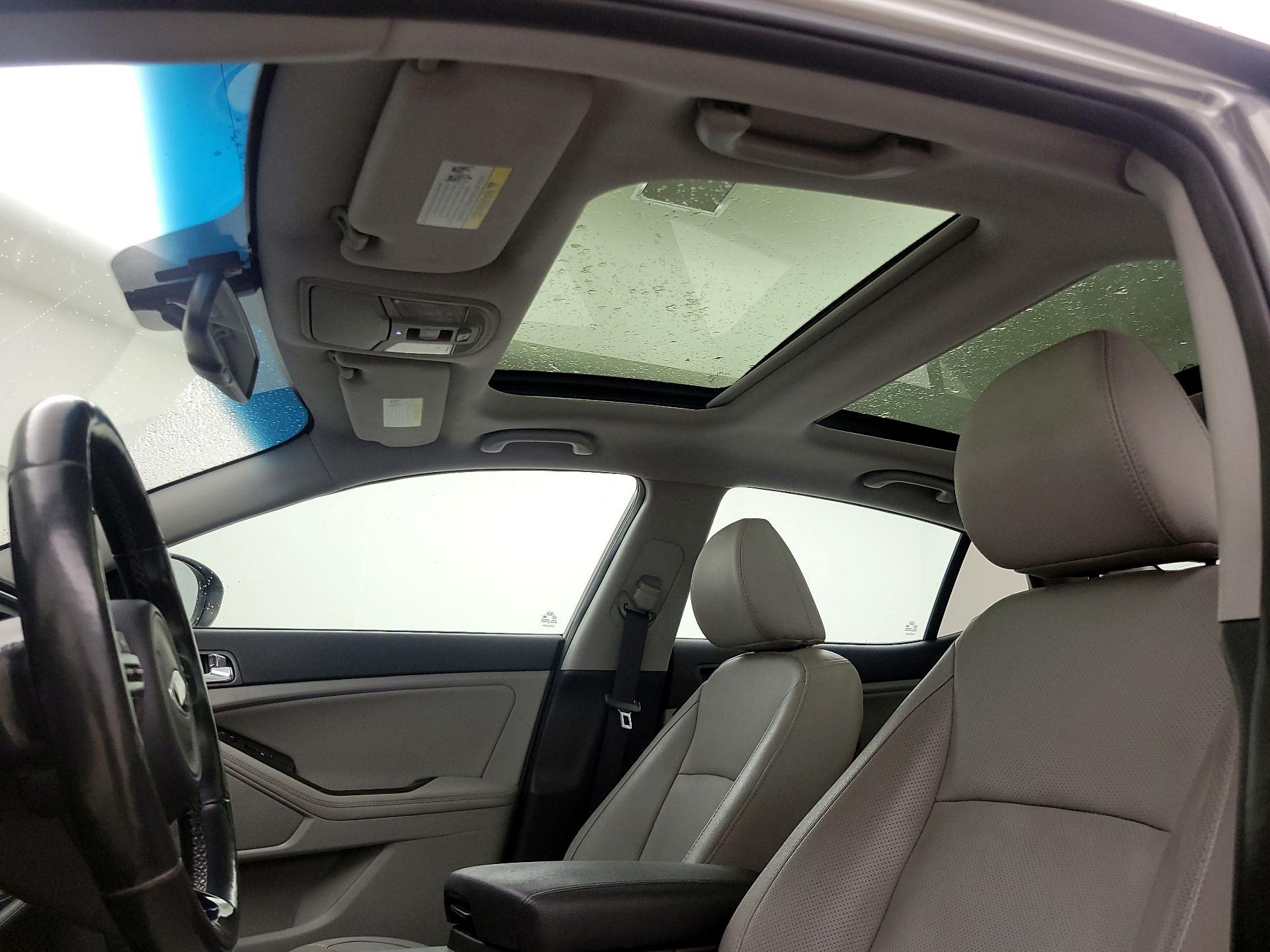 Thumbnail: 2015 Kia Optima - 20