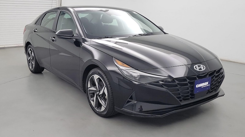 2023 Hyundai Elantra SEL Hero Image