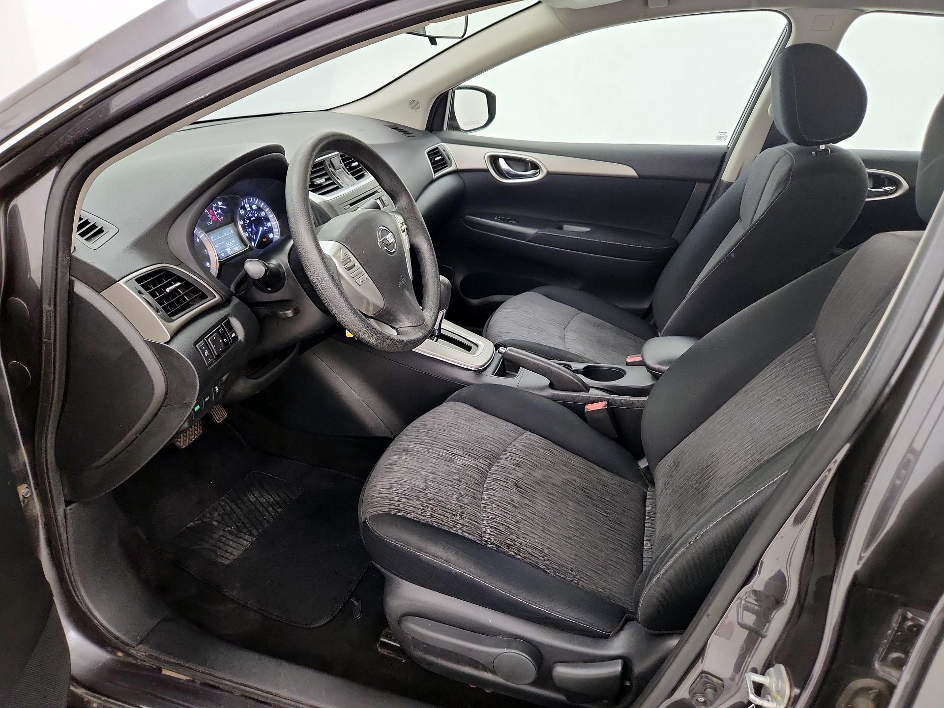 Thumbnail: 2014 Nissan Sentra - 11