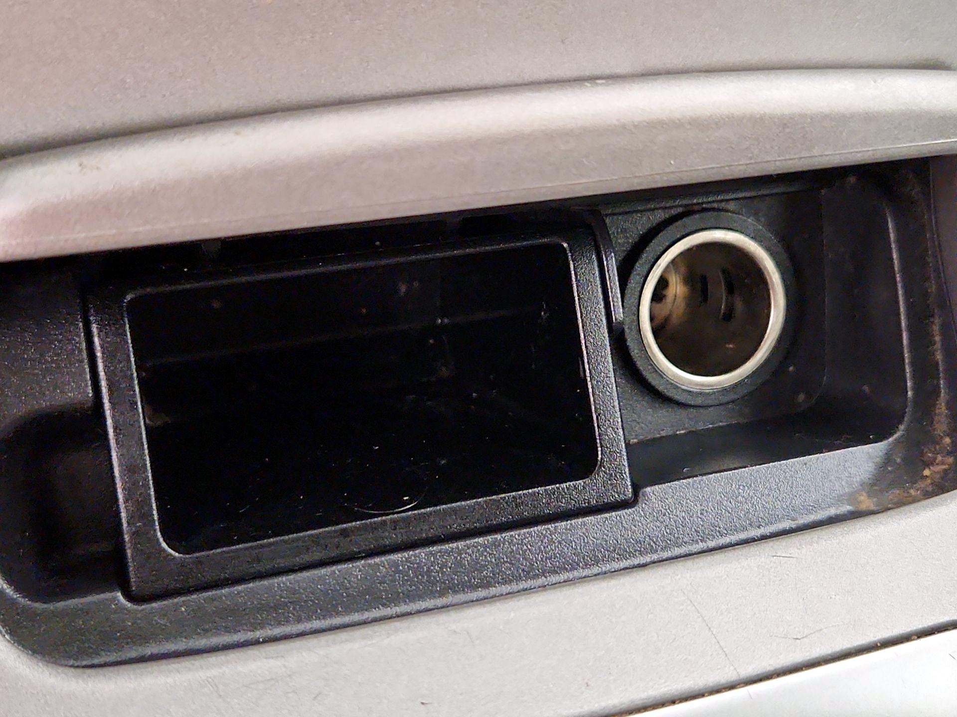 Thumbnail: 2014 Nissan Sentra - 17