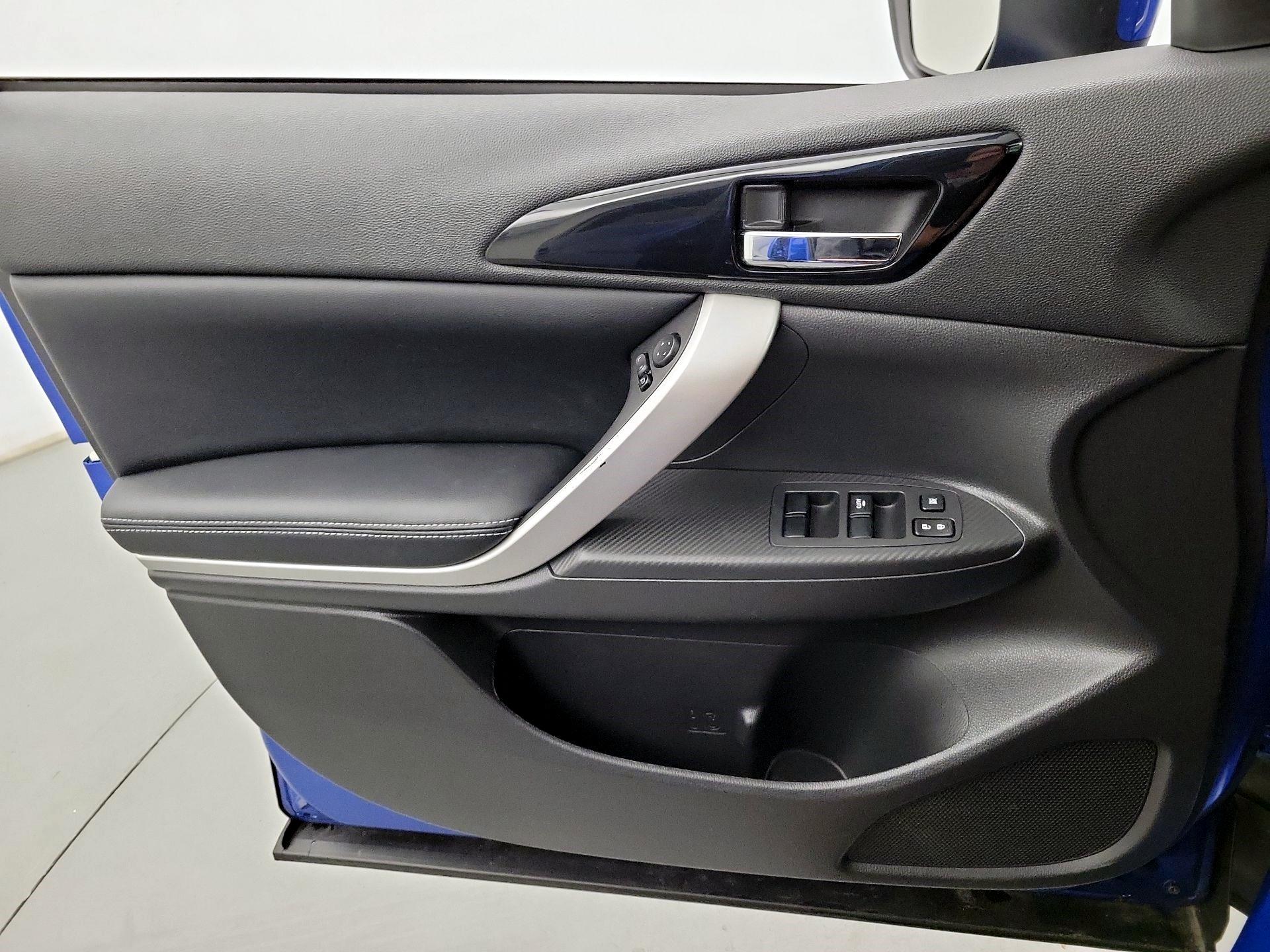 Thumbnail: 2023 Mitsubishi Eclipse Cross - 10