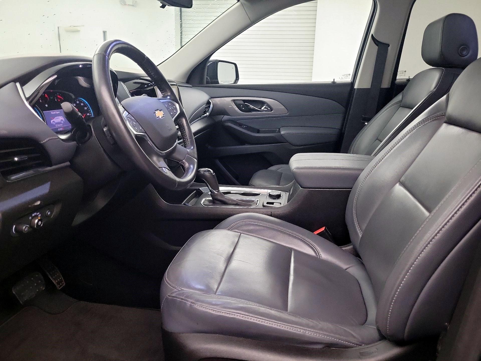 Thumbnail: 2020 Chevrolet Traverse - 9