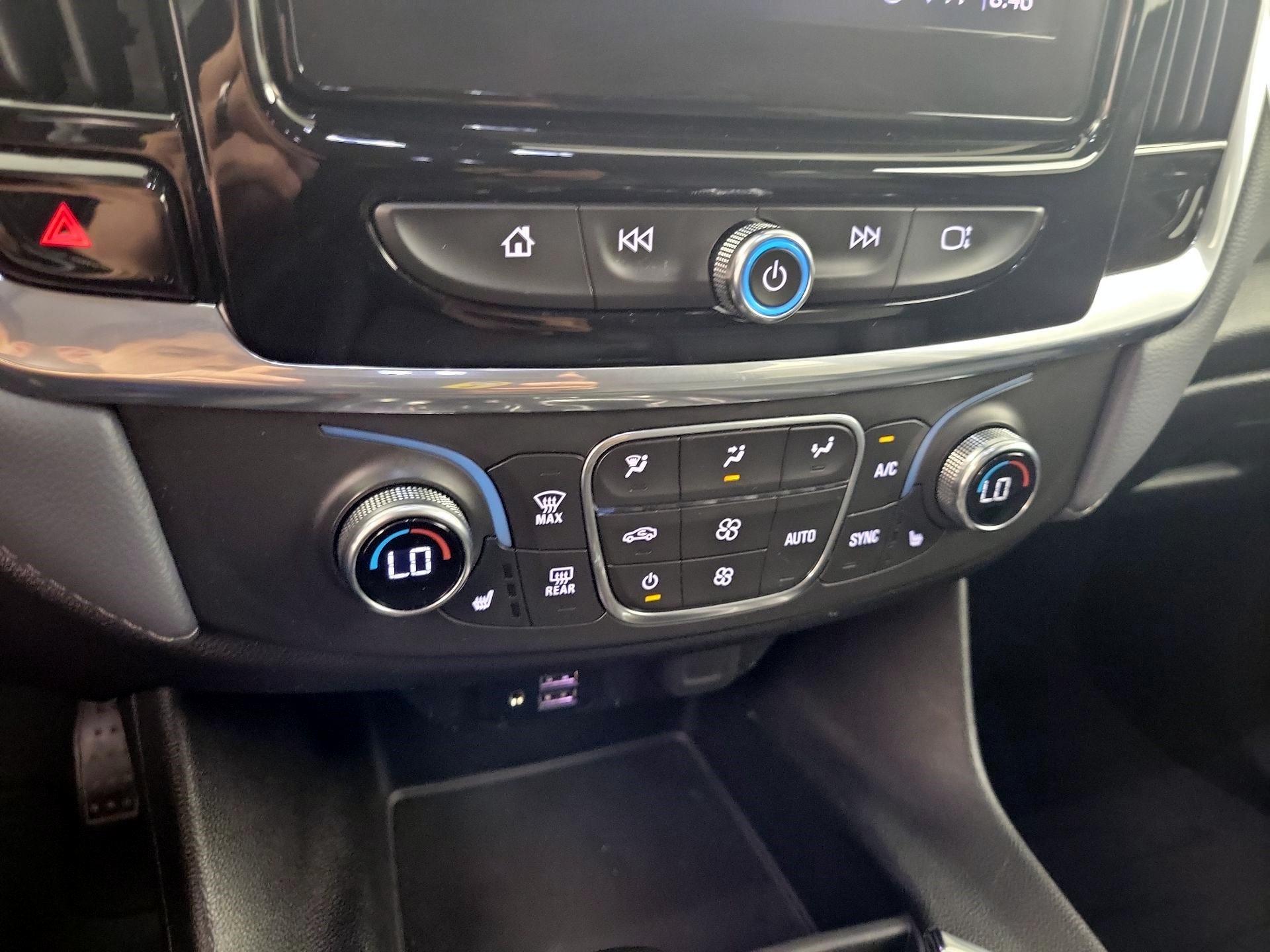 Thumbnail: 2020 Chevrolet Traverse - 15