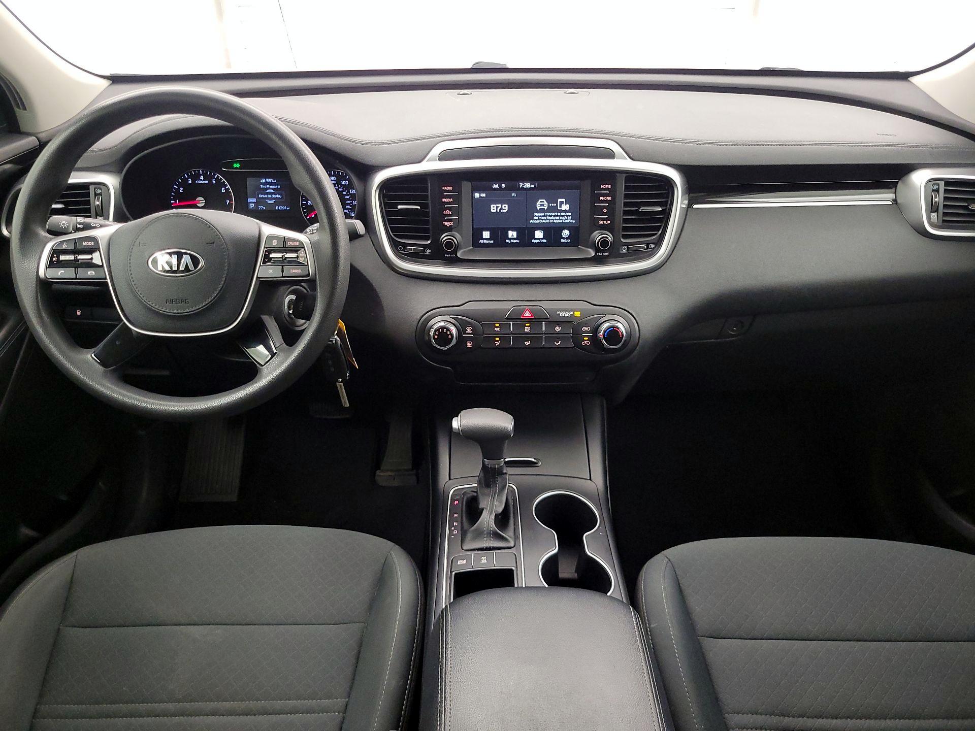 Thumbnail: 2020 Kia Sorento - 9