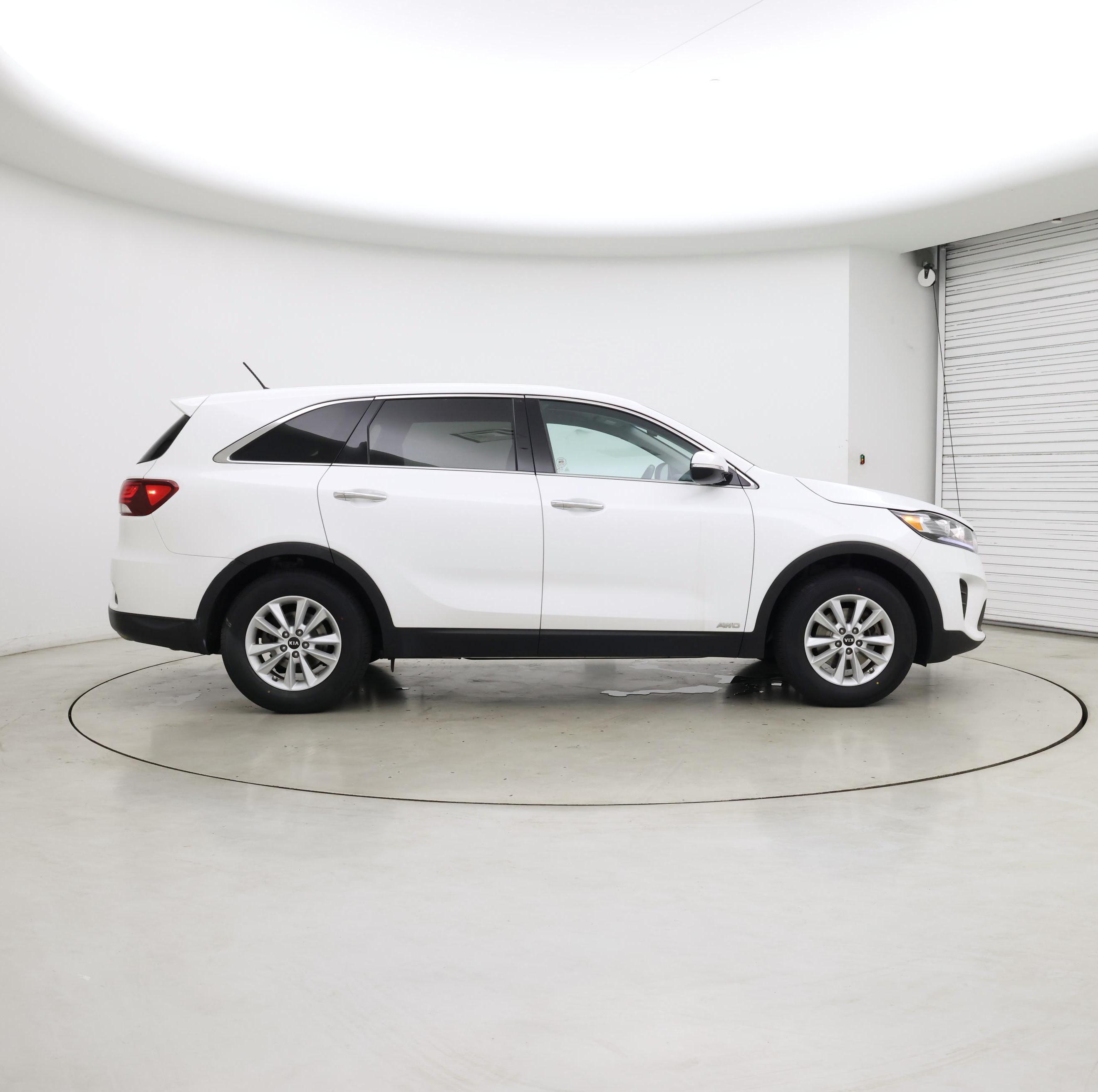 Thumbnail: 2020 Kia Sorento - 7