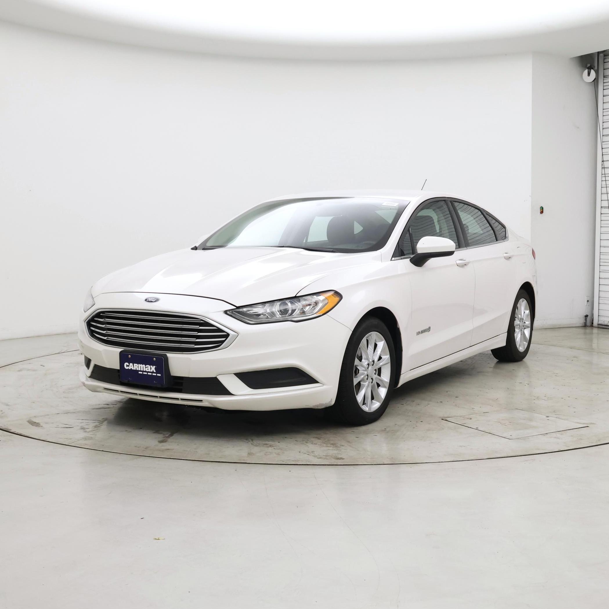 Thumbnail: 2017 Ford Fusion - 4