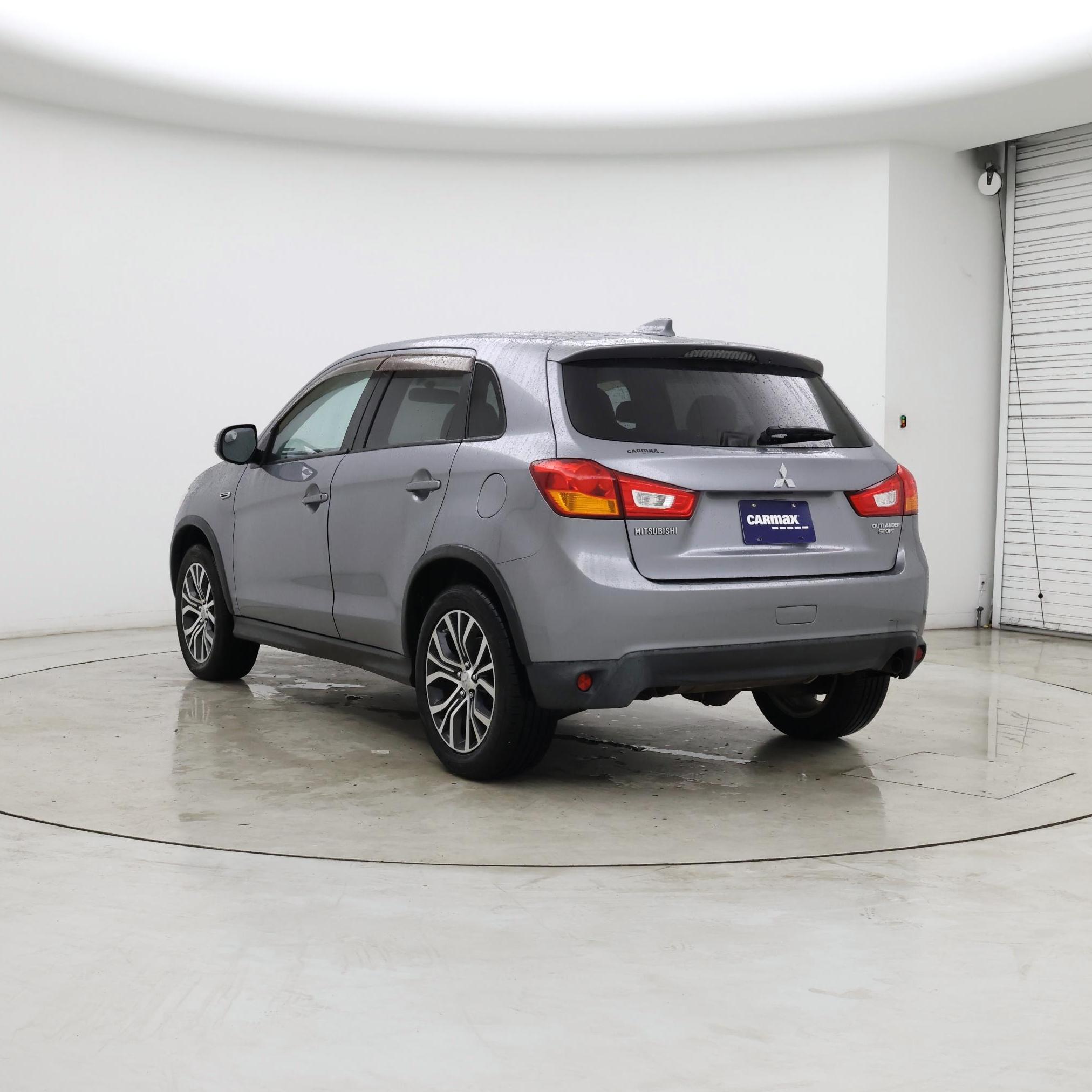 Thumbnail: 2017 Mitsubishi Outlander Sport - 2