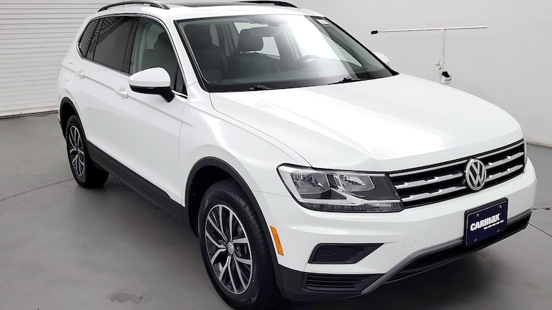 2019 Volkswagen Tiguan SE Hero Image