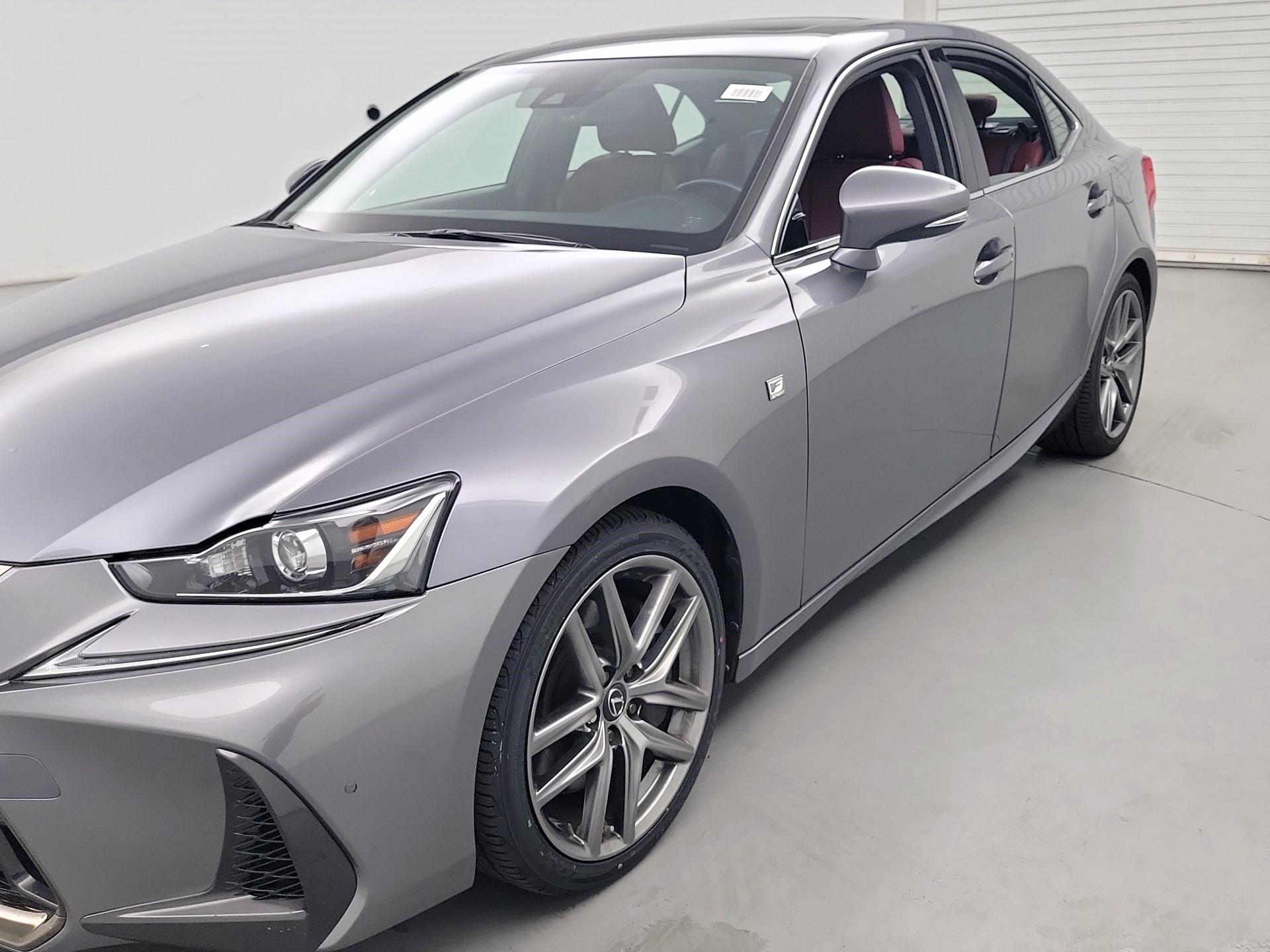 Thumbnail: 2020 Lexus IS - 3