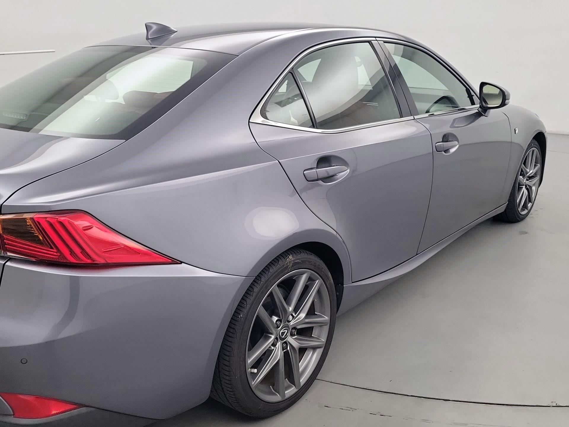 Thumbnail: 2020 Lexus IS - 5