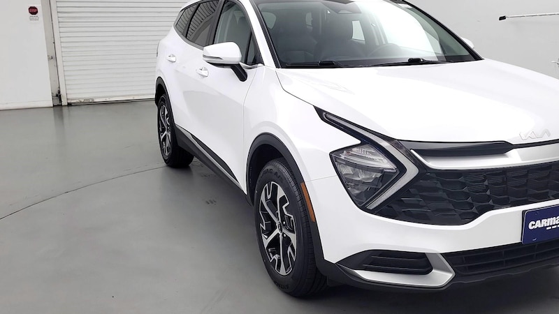 2023 Kia Sportage EX Hero Image