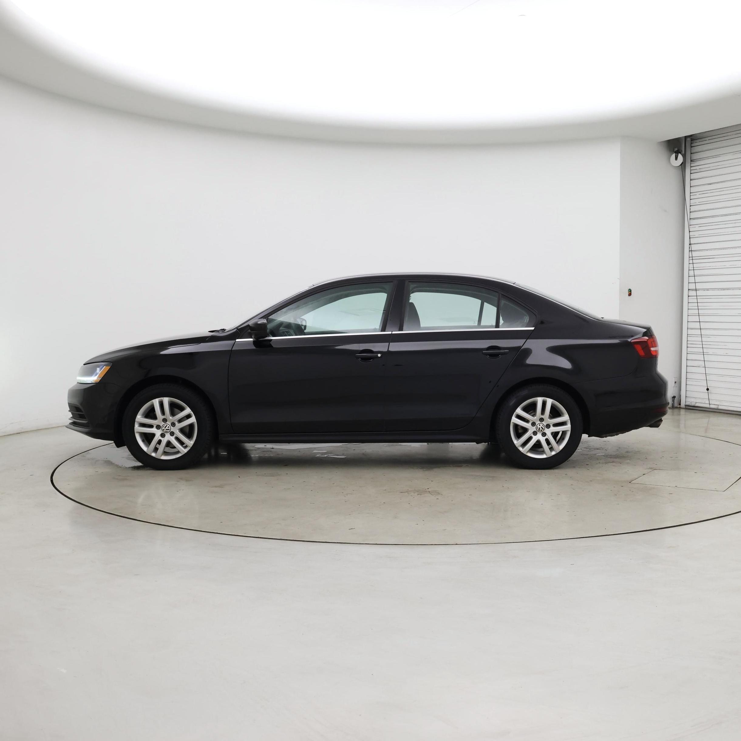 Thumbnail: 2017 Volkswagen Jetta - 3