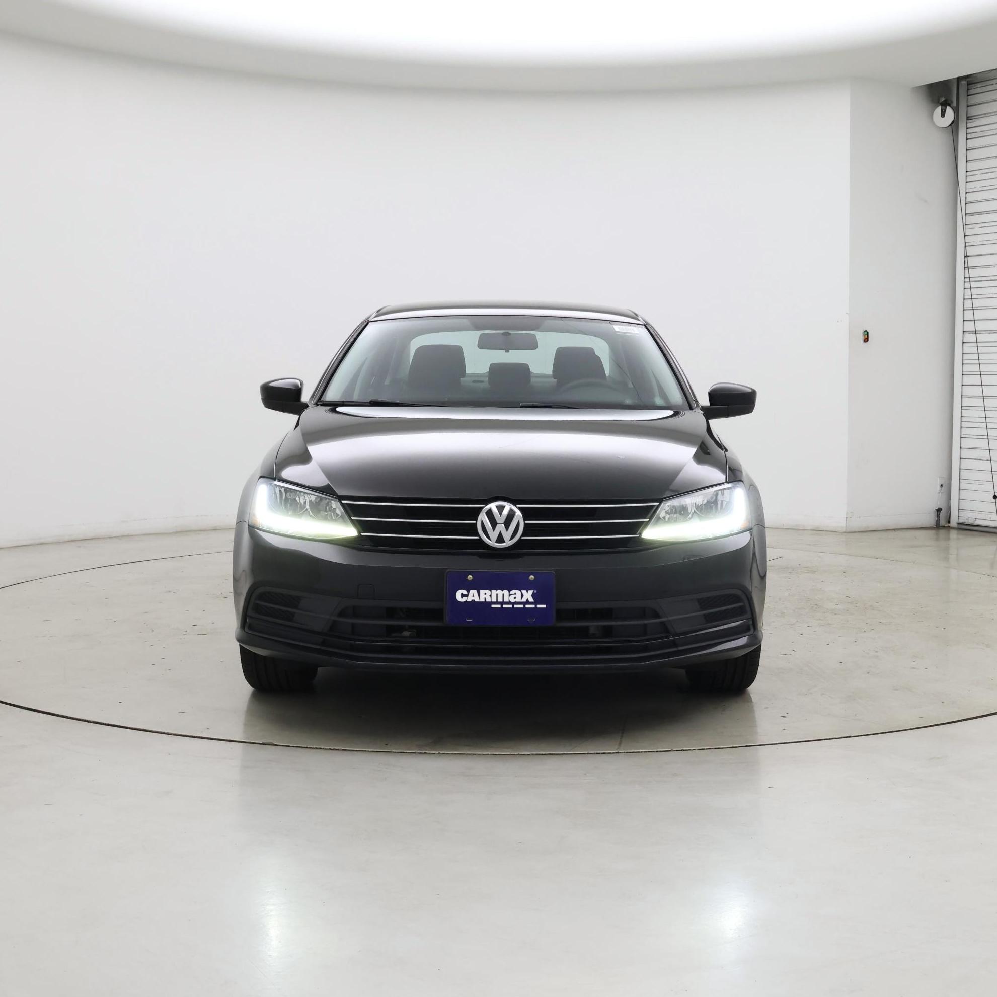 Thumbnail: 2017 Volkswagen Jetta - 5