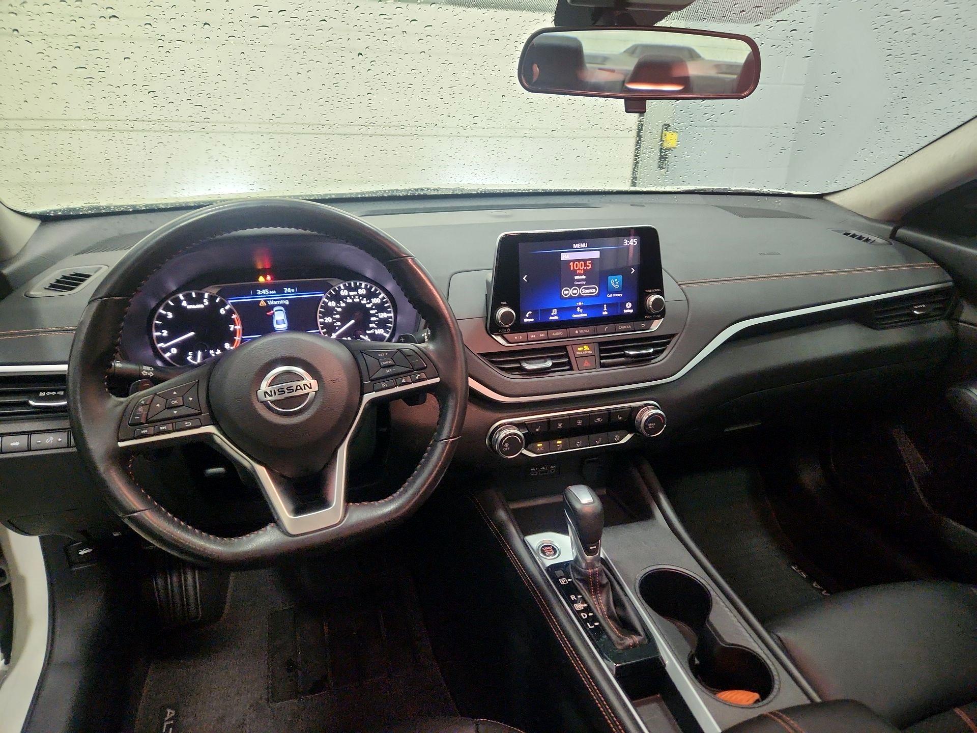 Thumbnail: 2022 Nissan Altima - 9