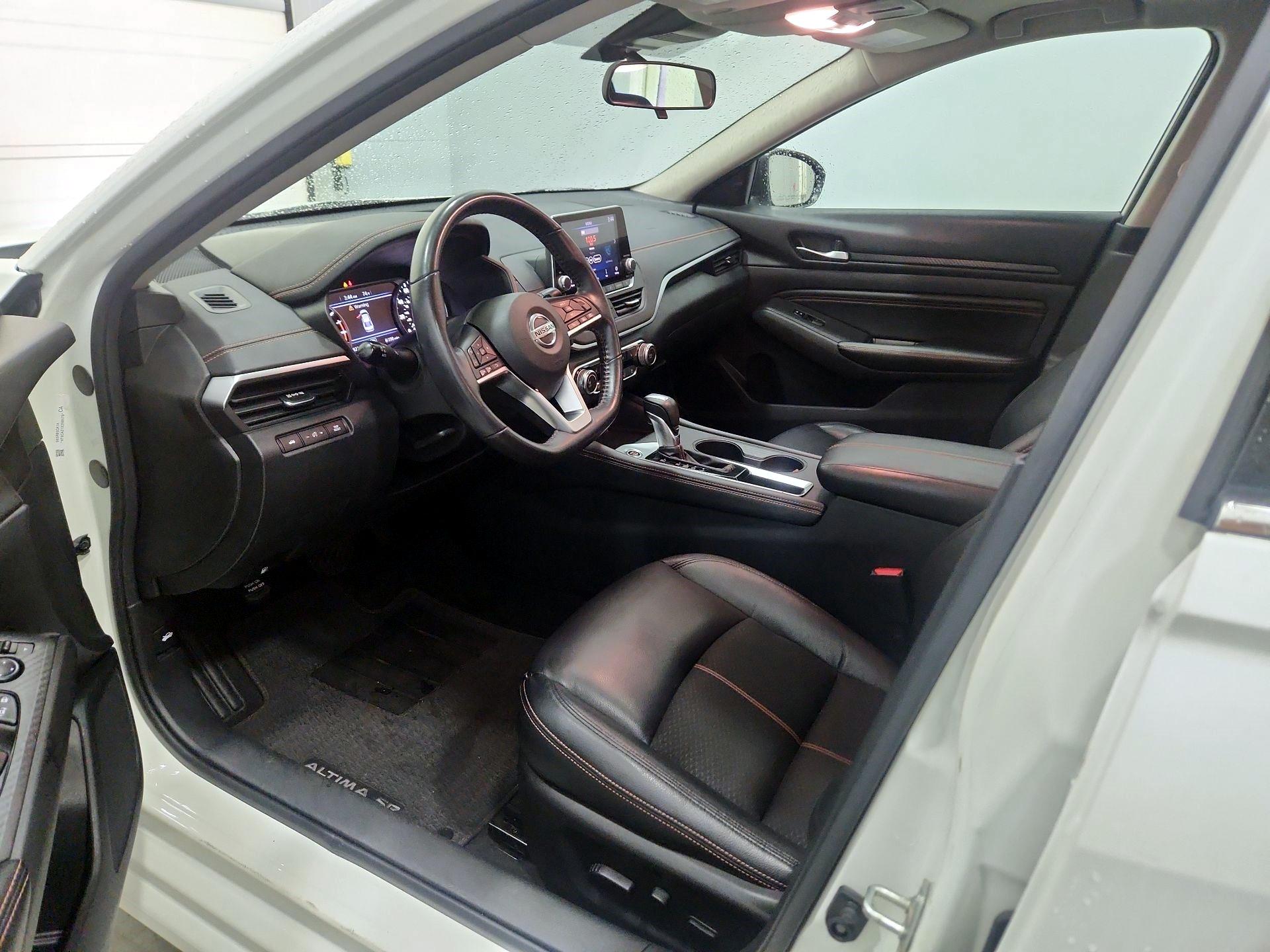 Thumbnail: 2022 Nissan Altima - 11