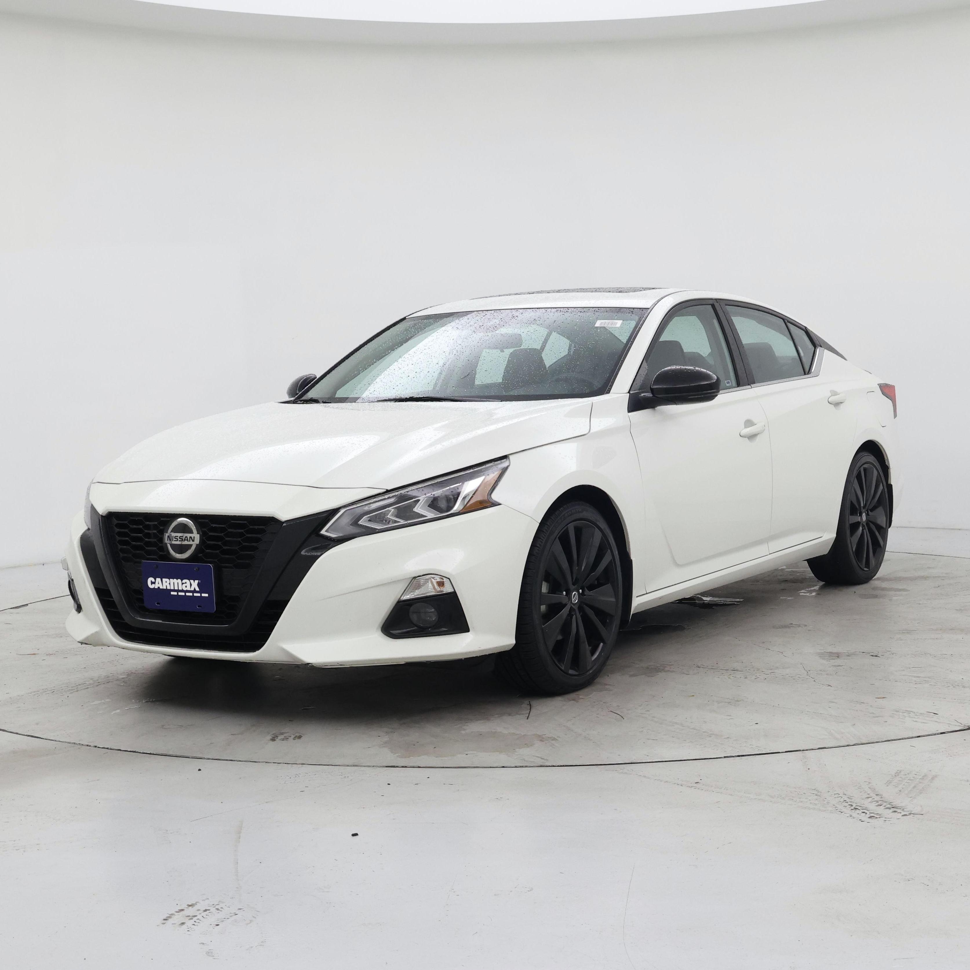 Thumbnail: 2022 Nissan Altima - 4