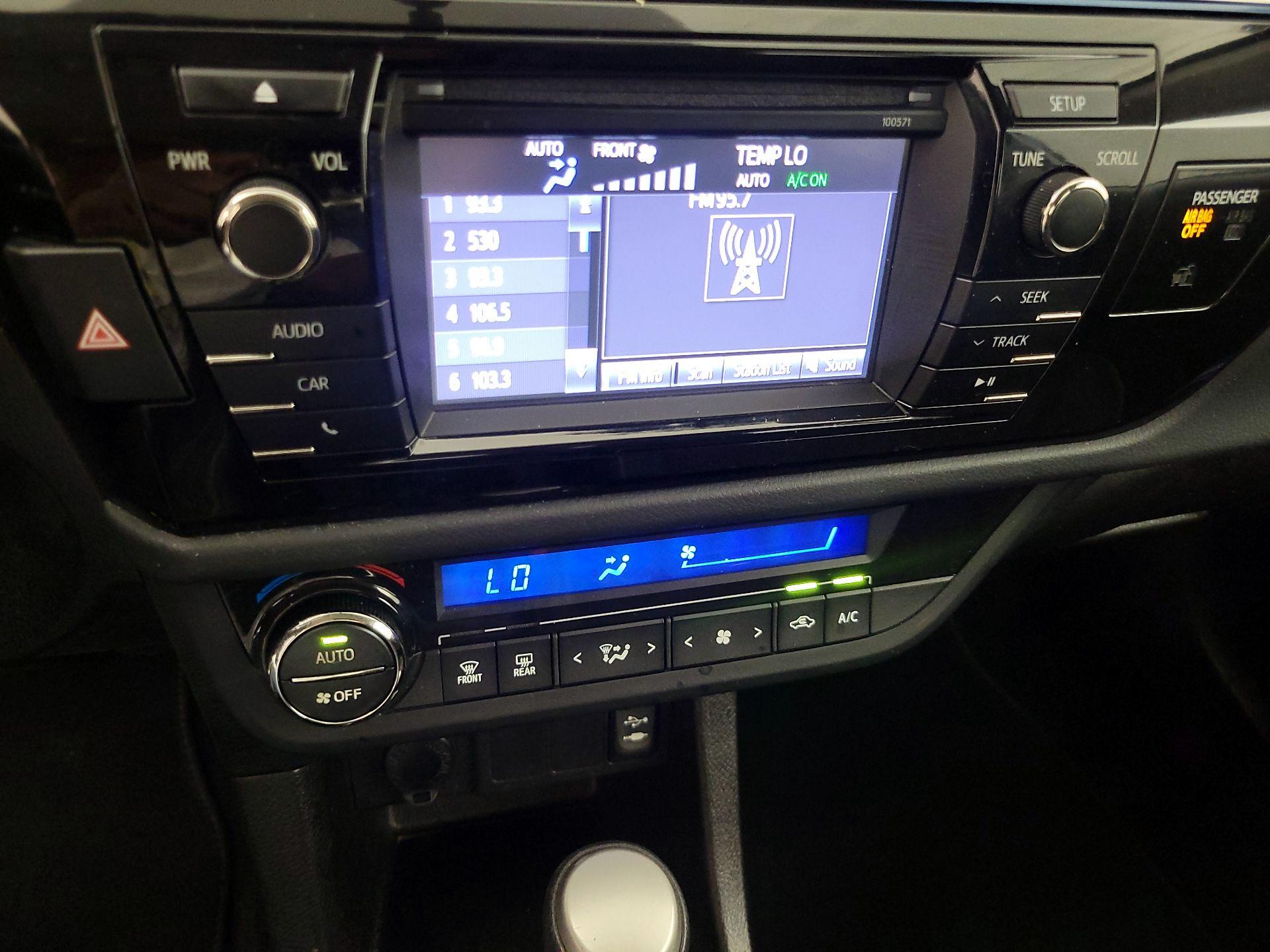 Thumbnail: 2016 Toyota Corolla - 15
