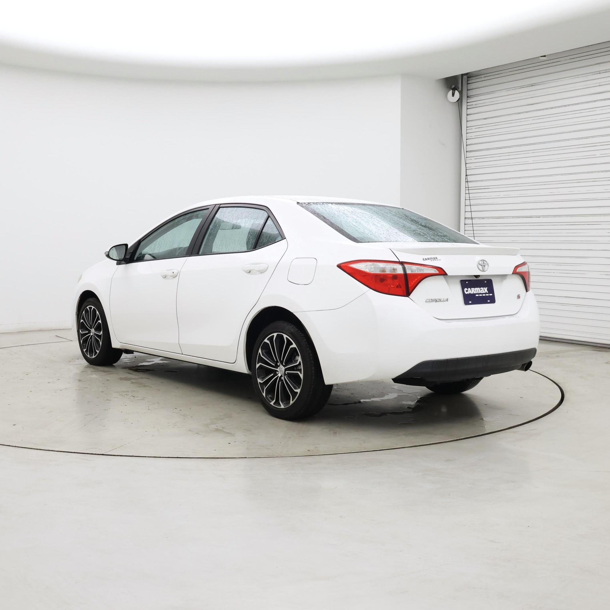 Thumbnail: 2016 Toyota Corolla - 2
