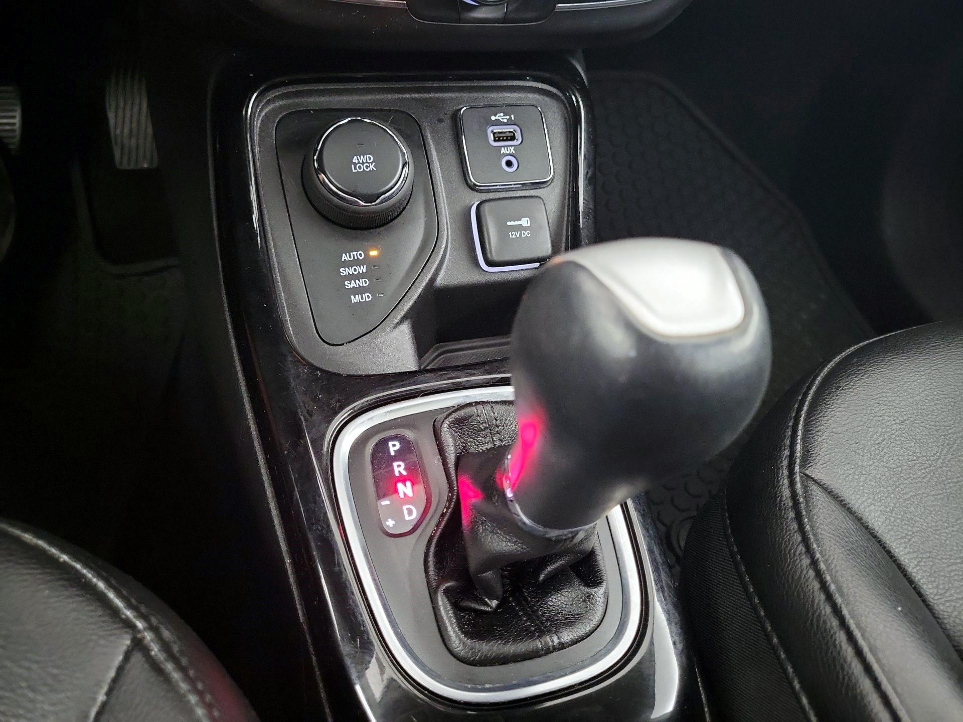 Thumbnail: 2019 Jeep Compass - 15