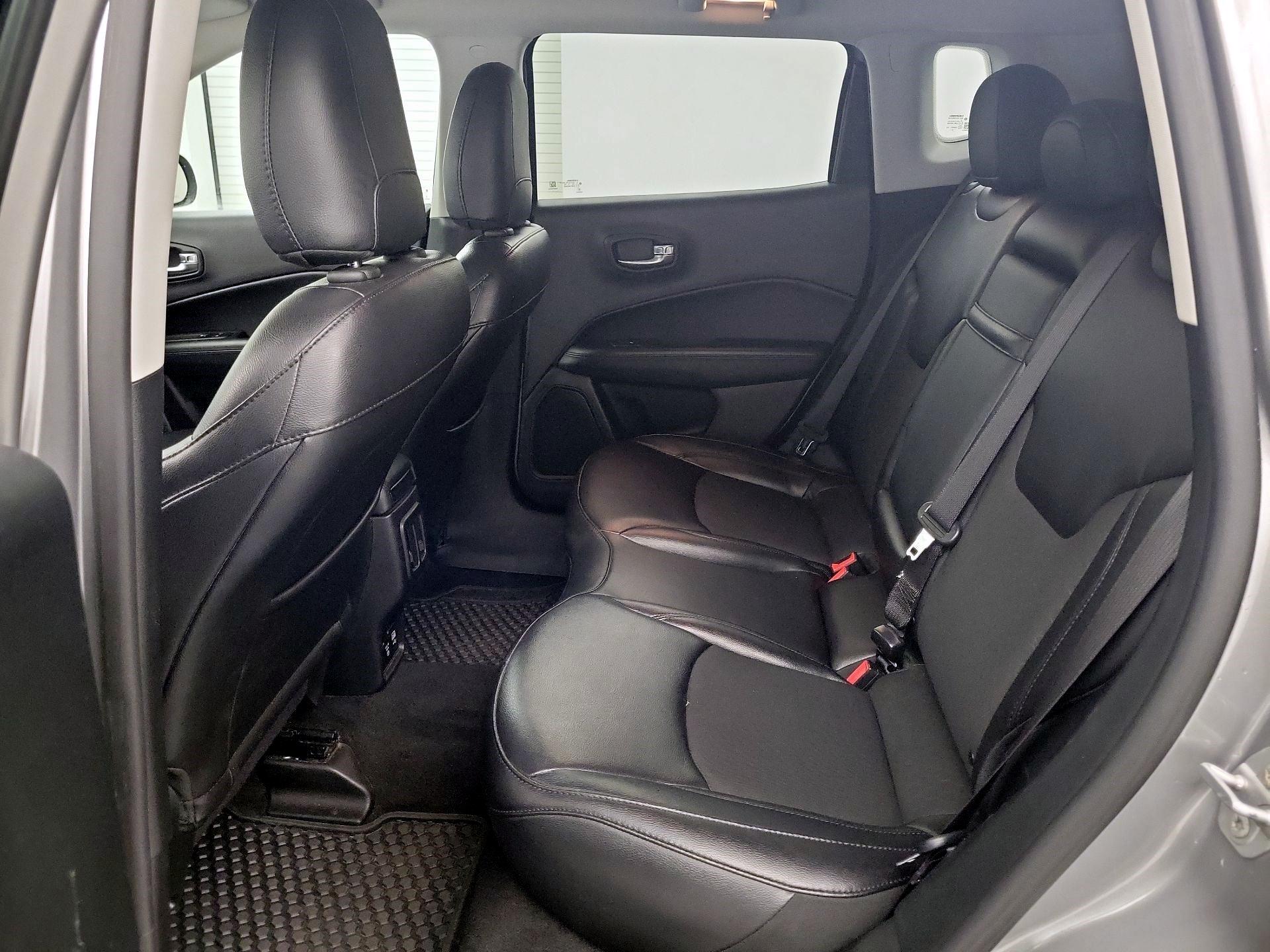 Thumbnail: 2019 Jeep Compass - 17
