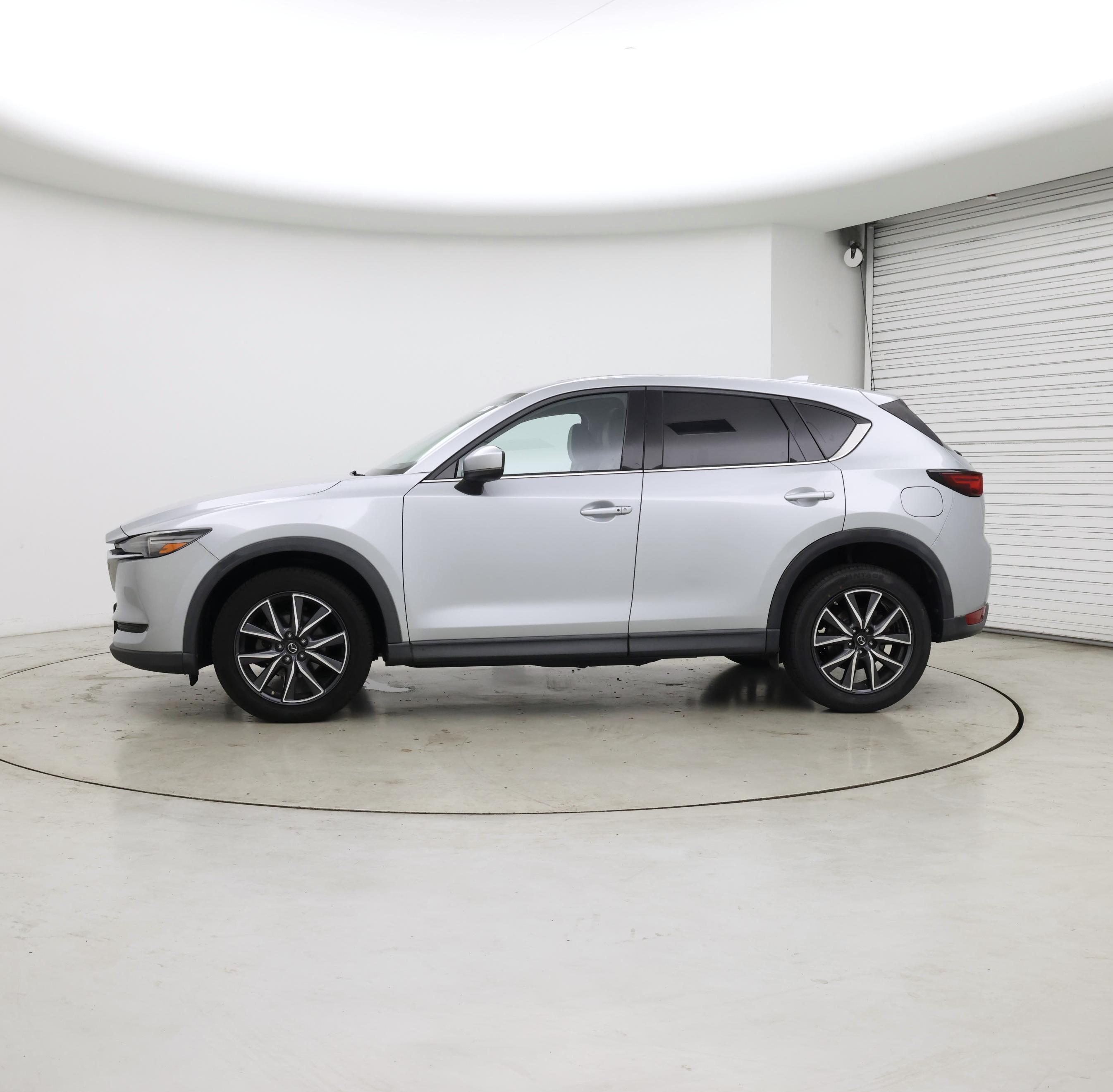 Thumbnail: 2018 Mazda CX-5 - 3