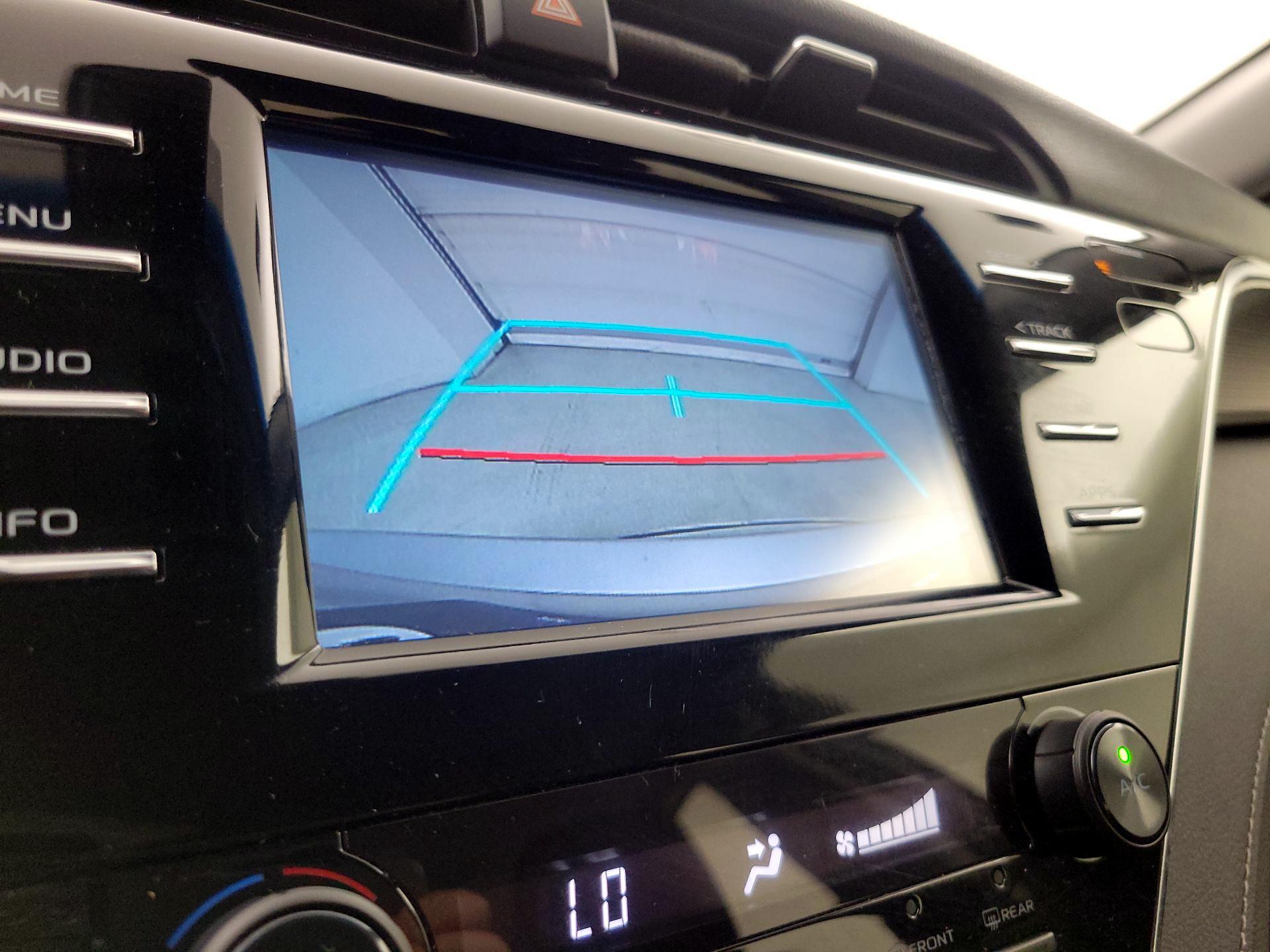 Thumbnail: 2018 Toyota Camry - 14