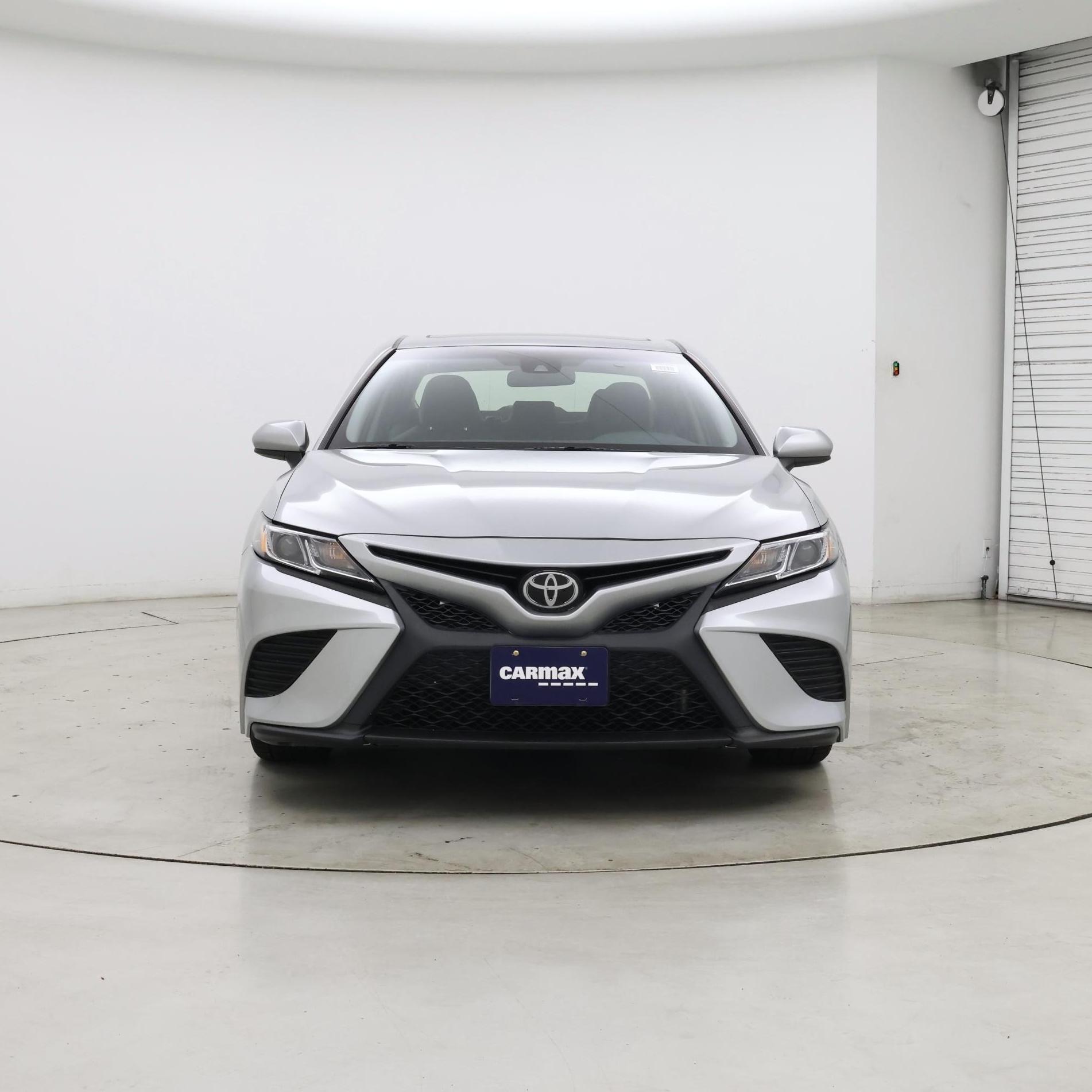 Thumbnail: 2018 Toyota Camry - 5