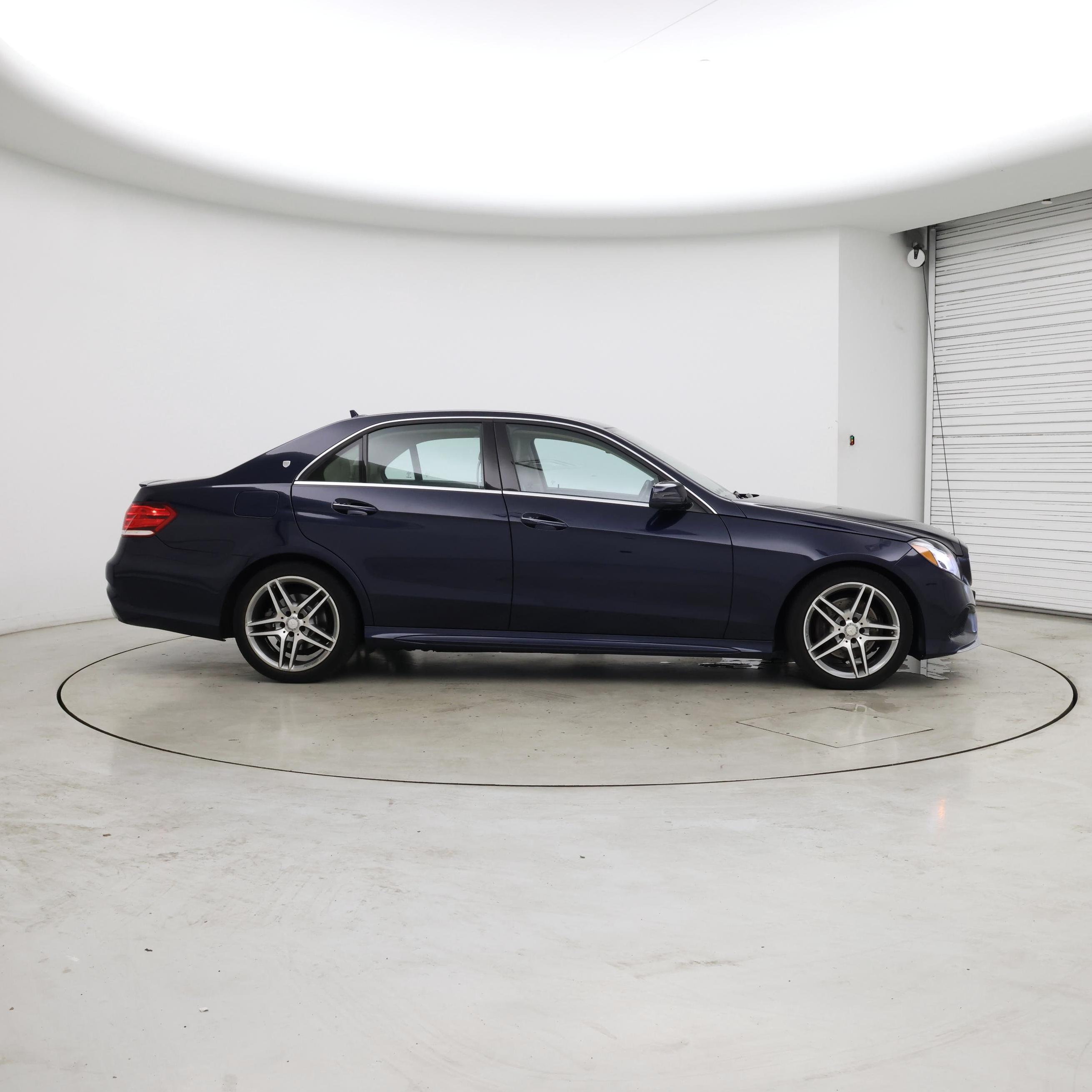 Thumbnail: 2014 Mercedes-Benz E-Class - 7